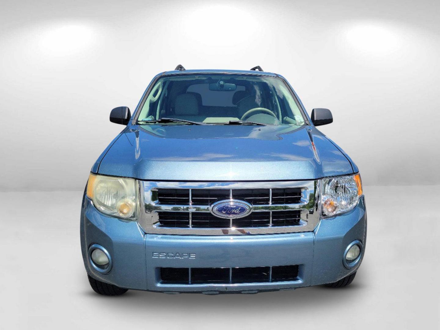 2011 Blue Ford Escape XLT (1FMCU0D73BK) with an Gas I4 2.5L/152 engine, 6-Speed Automatic transmission, located at 5115 14th Ave., Columbus, GA, 31904, (706) 323-0345, 32.511494, -84.971046 - 2011 Ford Escape XLT - Photo#1