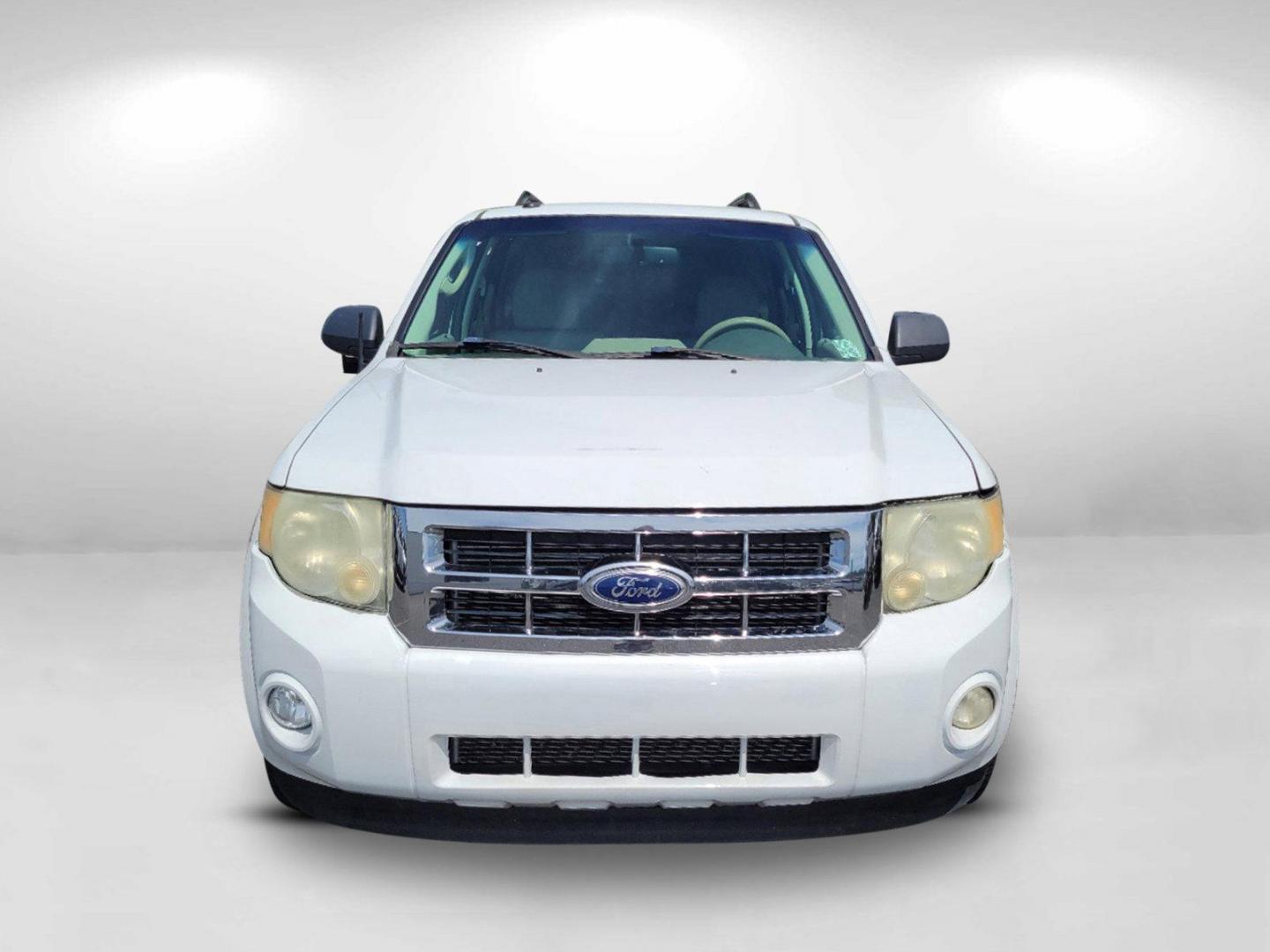 2011 White Ford Escape XLT (1FMCU9DG4BK) with an Gas/Ethanol V6 3.0L/181 engine, 6-Speed Automatic transmission, located at 5115 14th Ave., Columbus, GA, 31904, (706) 323-0345, 32.511494, -84.971046 - 2011 Ford Escape XLT - Photo#1