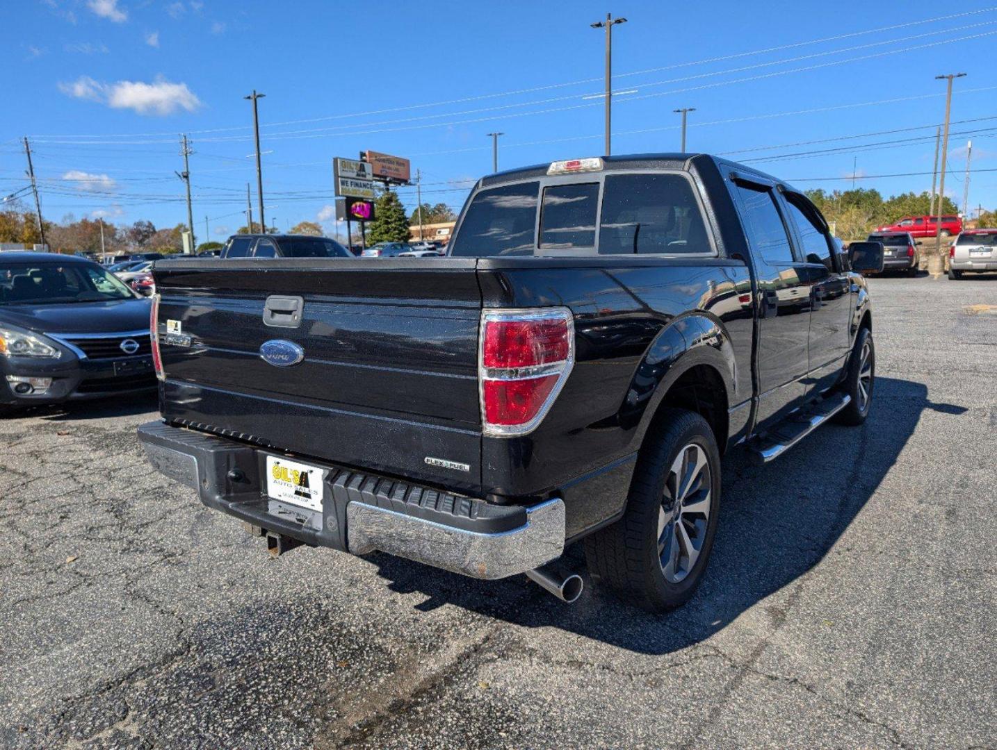 2011 Ford F-150 XLT (1FTEW1CM9BF) with an Gas/Ethanol V6 3.7/227 engine, 6-Speed Automatic transmission, located at 3959 U.S. 80 W, Phenix City, AL, 36870, (334) 297-4885, 32.469296, -85.135185 - 2011 Ford F-150 XLT - Photo#4