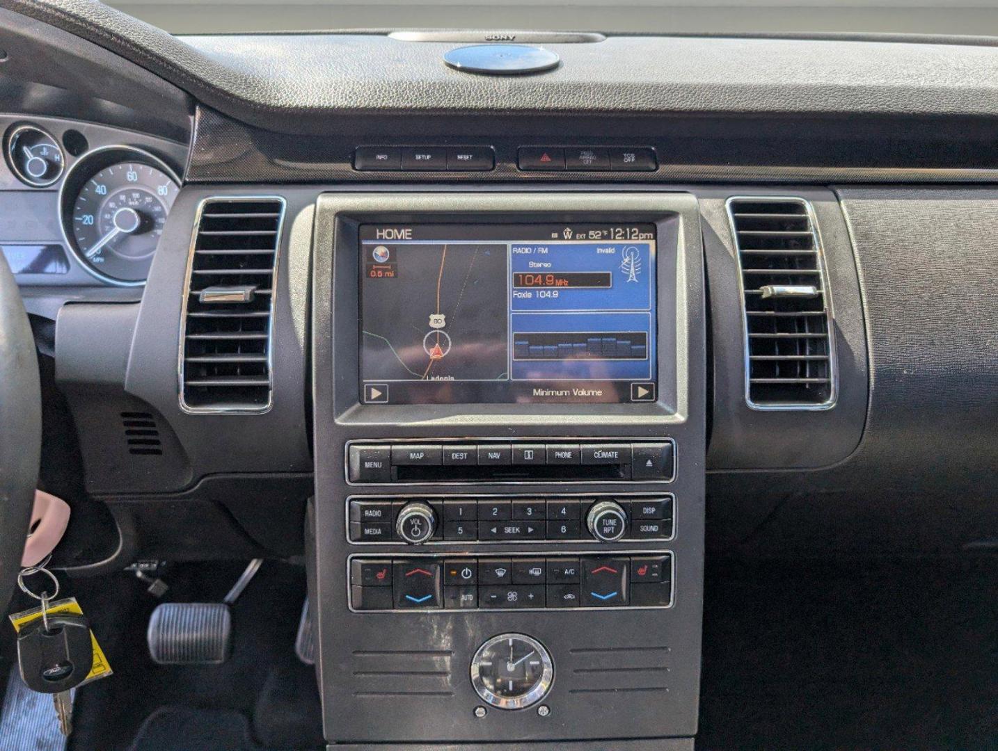 2011 White Ford Flex Titanium (2FMGK5DC2BB) with an Gas V6 3.5L/213 engine, 6-Speed Automatic transmission, located at 521 Old Farm Lane Rd, Prattville, AL, 36066, (334) 325-1505, 32.482460, -86.416367 - 2011 Ford Flex Titanium - Photo#14