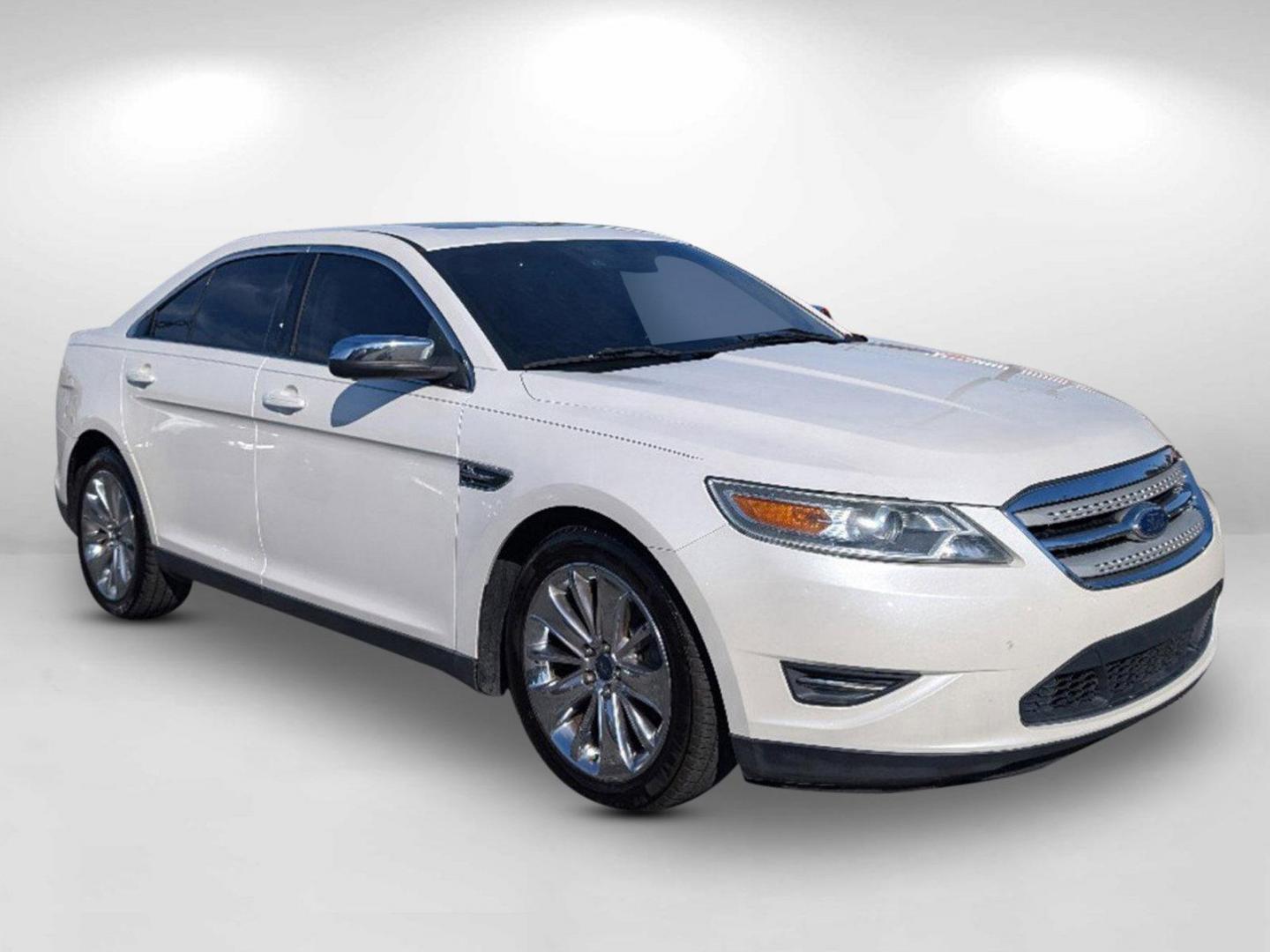 2011 Ford Taurus Limited (1FAHP2FW1BG) with an Gas V6 3.5L/213 engine, 6-Speed Automatic w/OD SelectShift transmission, located at 3959 U.S. 80 W, Phenix City, AL, 36870, (334) 297-4885, 32.469296, -85.135185 - 2011 Ford Taurus Limited - Photo#2