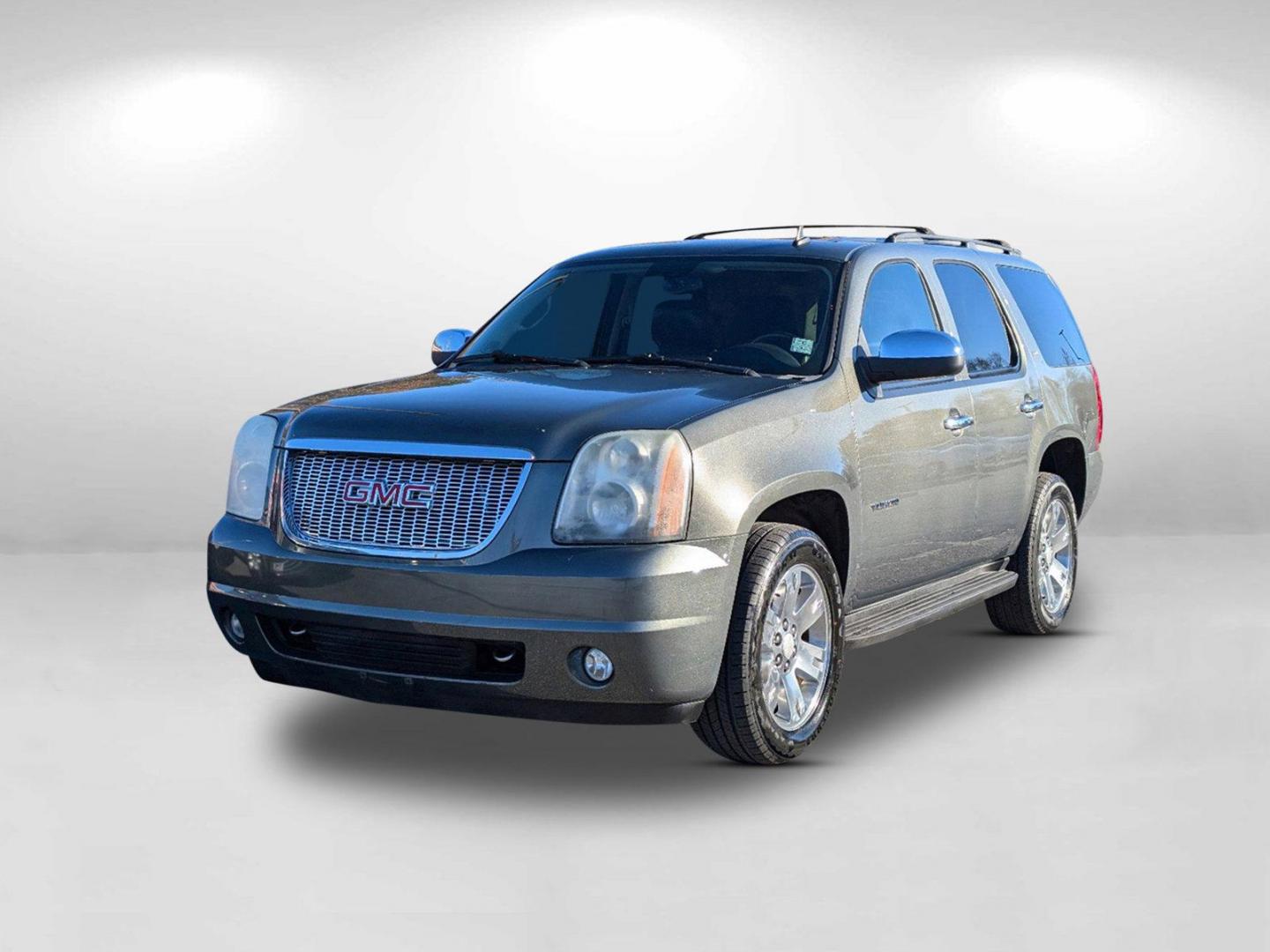 2011 /Ebony GMC Yukon SLT (1GKS1CE03BR) with an Gas/Ethanol V8 5.3L/323 engine, 6-Speed Automatic w/OD transmission, located at 3959 U.S. 80 W, Phenix City, AL, 36870, (334) 297-4885, 32.469296, -85.135185 - 2011 GMC Yukon SLT - Photo#3