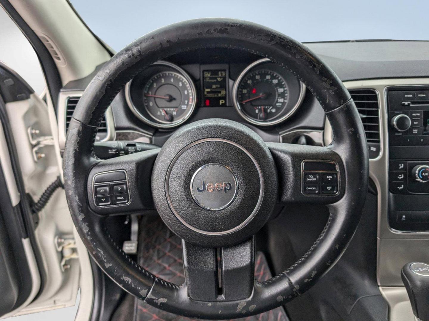 2011 /Black Interior Jeep Grand Cherokee Laredo (1J4RS4GGXBC) with an Gas/Ethanol V6 3.6L/220 engine, 5-Speed Automatic transmission, located at 7000 Northlake Connector, Columbus, GA, 31904, (706) 987-8085, 32.524975, -84.978134 - 2011 Jeep Grand Cherokee Laredo - Photo#13