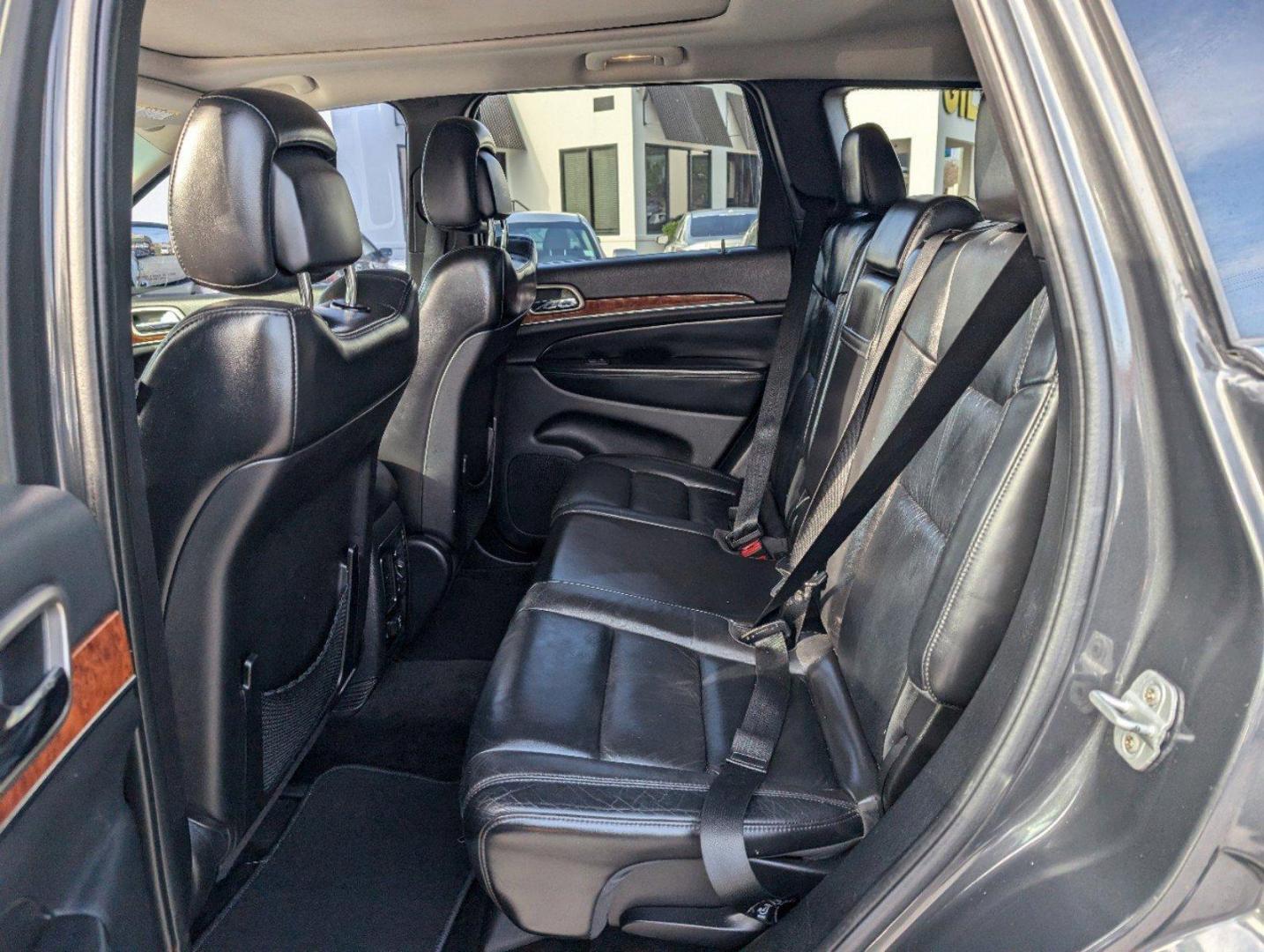 2011 /Black Interior Jeep Grand Cherokee Limited (1J4RS5GG5BC) with an Gas/Ethanol V6 3.6L/220 engine, 5-Speed Automatic transmission, located at 3959 U.S. 80 W, Phenix City, AL, 36870, (334) 297-4885, 32.469296, -85.135185 - 2011 Jeep Grand Cherokee Limited - Photo#10