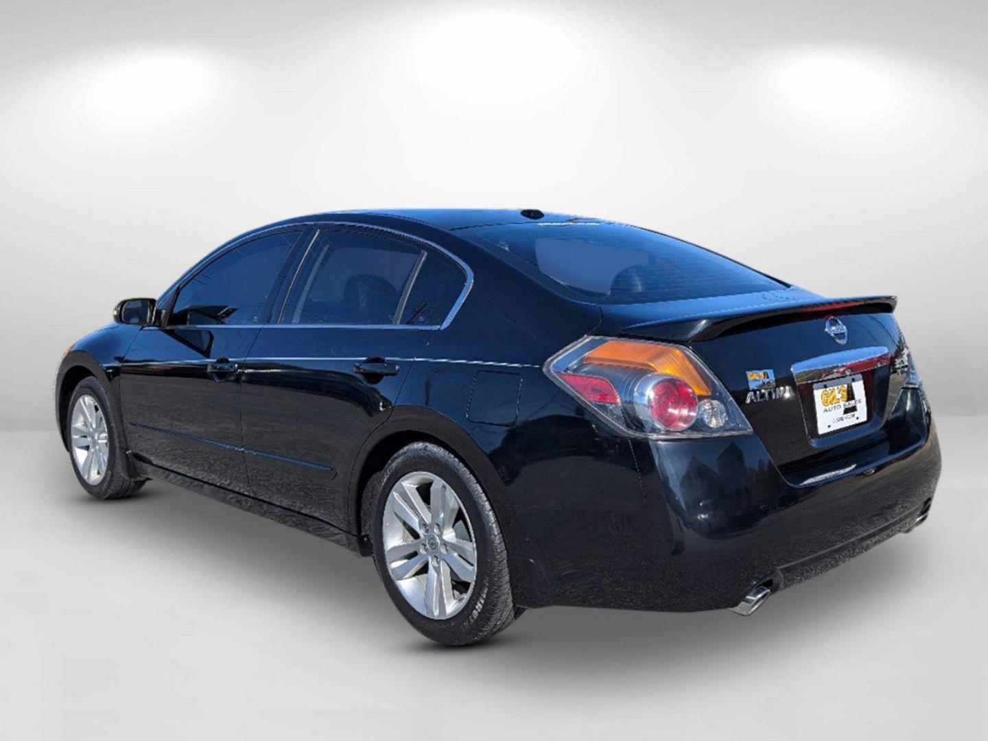 2011 /Charcoal Nissan Altima 3.5 SR (1N4BL2AP0BN) with an Gas V6 3.5L/ engine, 1-Speed Continuously Variable transmission, located at 5115 14th Ave., Columbus, GA, 31904, (706) 323-0345, 32.511494, -84.971046 - 2011 Nissan Altima 3.5 SR - Photo#6