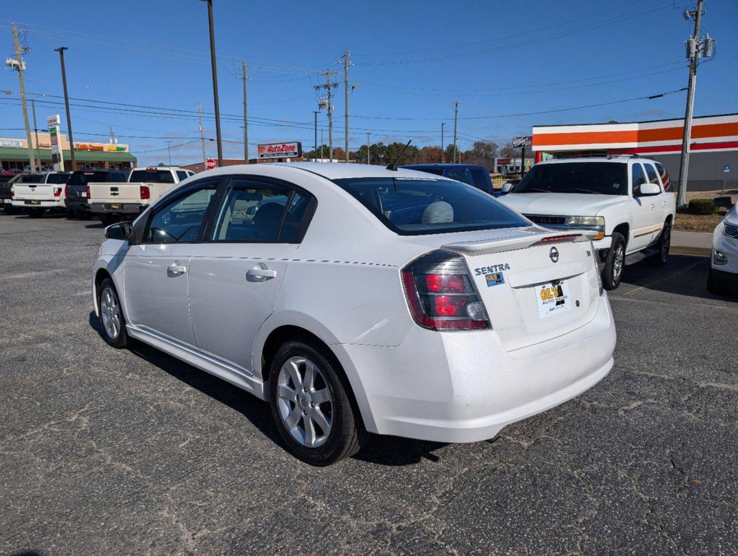 2011 /Charcoal Nissan Sentra 2.0 SR (3N1AB6AP9BL) with an Gas I4 2.0L/122 engine, 1-Speed CVT transmission, located at 3959 U.S. 80 W, Phenix City, AL, 36870, (334) 297-4885, 32.469296, -85.135185 - 2011 Nissan Sentra 2.0 SR - Photo#6