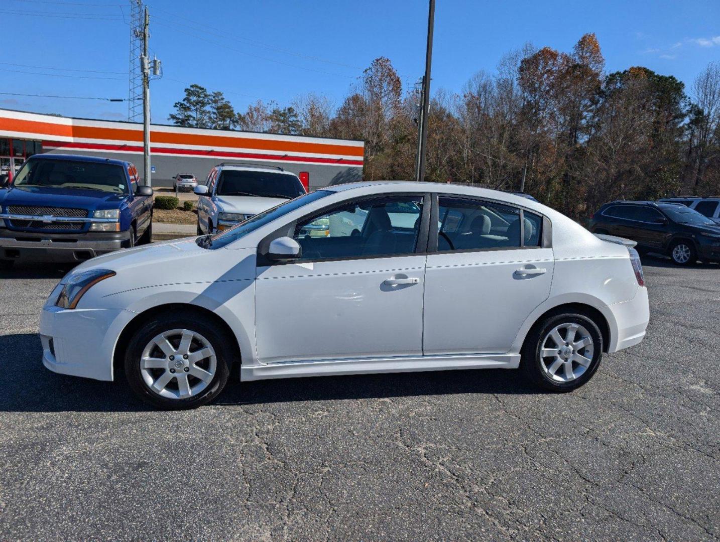 2011 /Charcoal Nissan Sentra 2.0 SR (3N1AB6AP9BL) with an Gas I4 2.0L/122 engine, 1-Speed CVT transmission, located at 3959 U.S. 80 W, Phenix City, AL, 36870, (334) 297-4885, 32.469296, -85.135185 - 2011 Nissan Sentra 2.0 SR - Photo#7