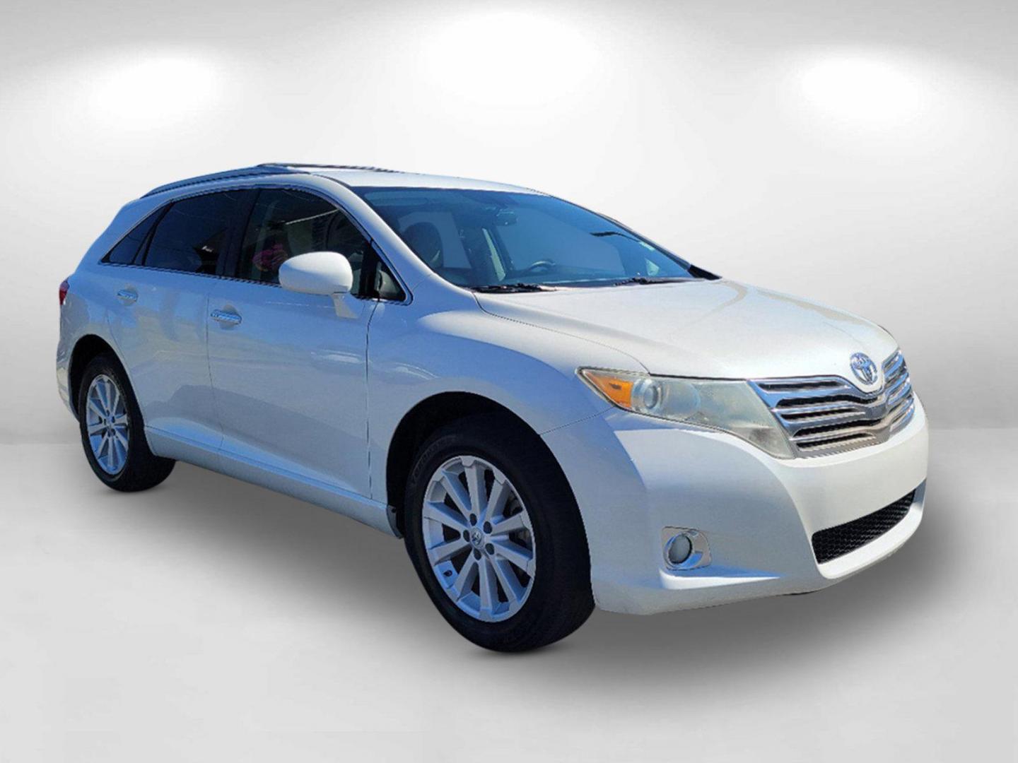 2011 White Toyota Venza (4T3ZA3BB8BU) with an Gas I4 2.7L/163 engine, 6-Speed Automatic transmission, located at 7000 Northlake Connector, Columbus, GA, 31904, (706) 987-8085, 32.524975, -84.978134 - 2011 Toyota Venza - Photo#2