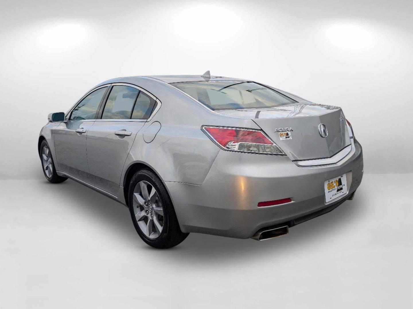 2012 Acura TL Auto (19UUA8F26CA) with an Gas V6 3.5L/212 engine, 6-Speed Automatic transmission, located at 1430 Gateway Drive, Opelika, AL, 36801, (334) 239-0944, 32.637871, -85.409790 - 2012 Acura TL Auto - Photo#6