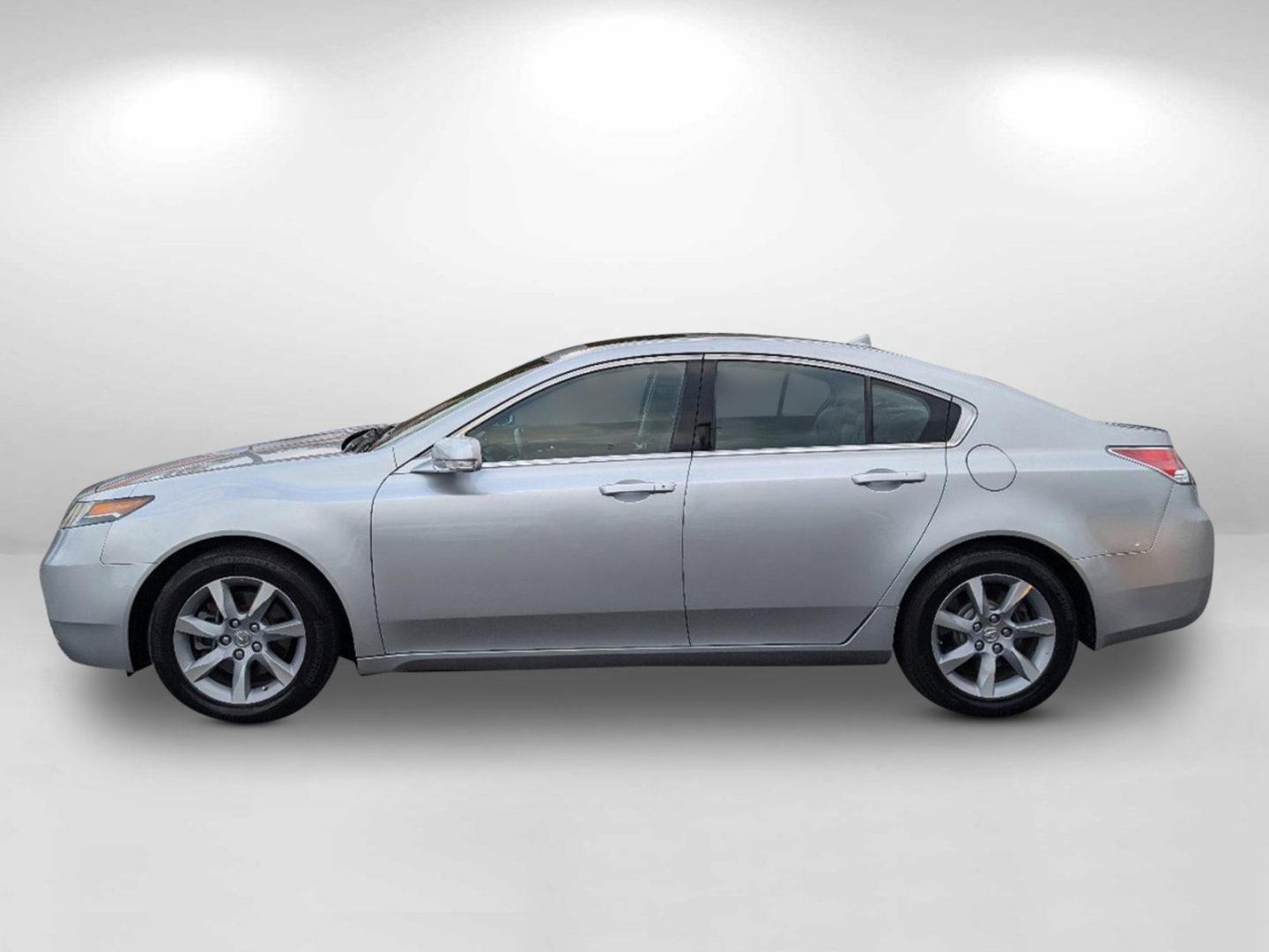 2012 Acura TL Auto (19UUA8F26CA) with an Gas V6 3.5L/212 engine, 6-Speed Automatic transmission, located at 1430 Gateway Drive, Opelika, AL, 36801, (334) 239-0944, 32.637871, -85.409790 - 2012 Acura TL Auto - Photo#7