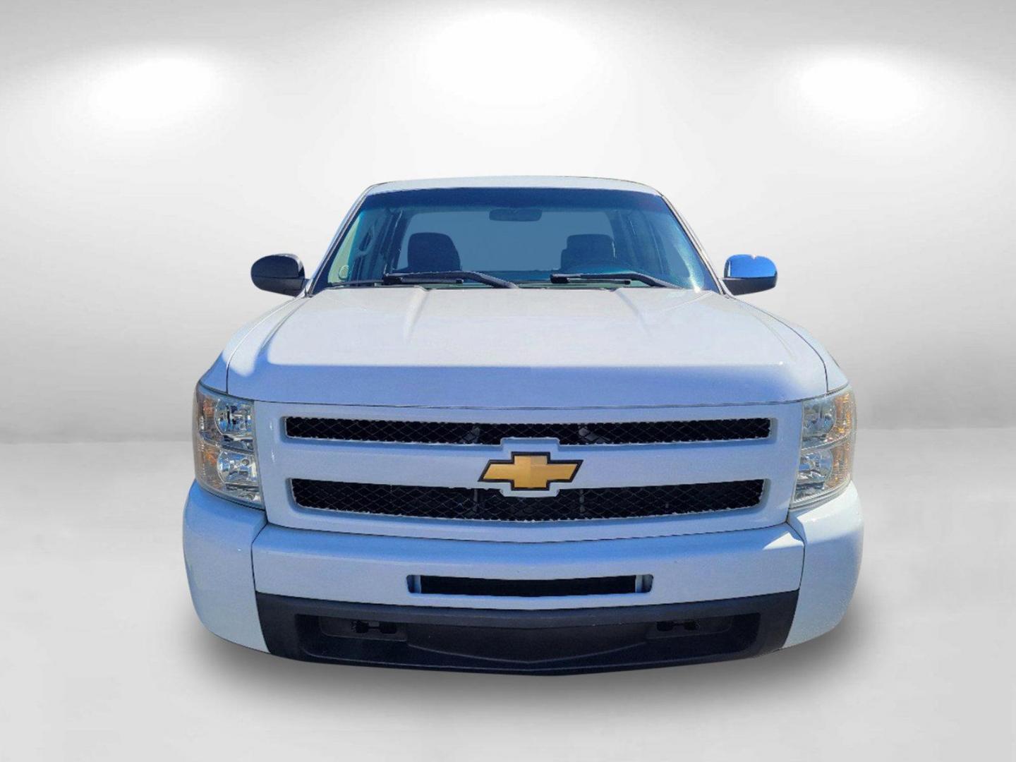 2012 Summit White /Dark Titanium Chevrolet Silverado 1500 Work Truck (1GCRCPEA6CZ) with an Gas/Ethanol V8 4.8L/293 engine, 4-Speed Automatic transmission, located at 5115 14th Ave., Columbus, GA, 31904, (706) 323-0345, 32.511494, -84.971046 - 2012 Chevrolet Silverado 1500 Work Truck - Photo#1