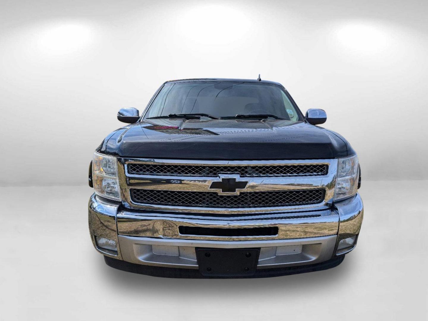 2012 /Ebony Chevrolet Silverado 1500 LT (3GCPCSE00CG) with an Gas/Ethanol V8 5.3L/323 engine, 6-Speed Automatic transmission, located at 1430 Gateway Drive, Opelika, AL, 36801, (334) 239-0944, 32.637871, -85.409790 - 2012 Chevrolet Silverado 1500 LT - Photo#1