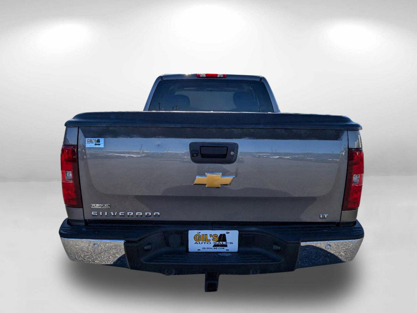 2012 /Ebony Chevrolet Silverado 1500 LT (1GCRCSE00CZ) with an Gas/Ethanol V8 5.3L/323 engine, 6-Speed Automatic transmission, located at 804 22nd Ave, Phenix City, AL, 36870, (334) 297-1860, 32.484749, -85.024475 - 2012 Chevrolet Silverado 1500 LT - Photo#5