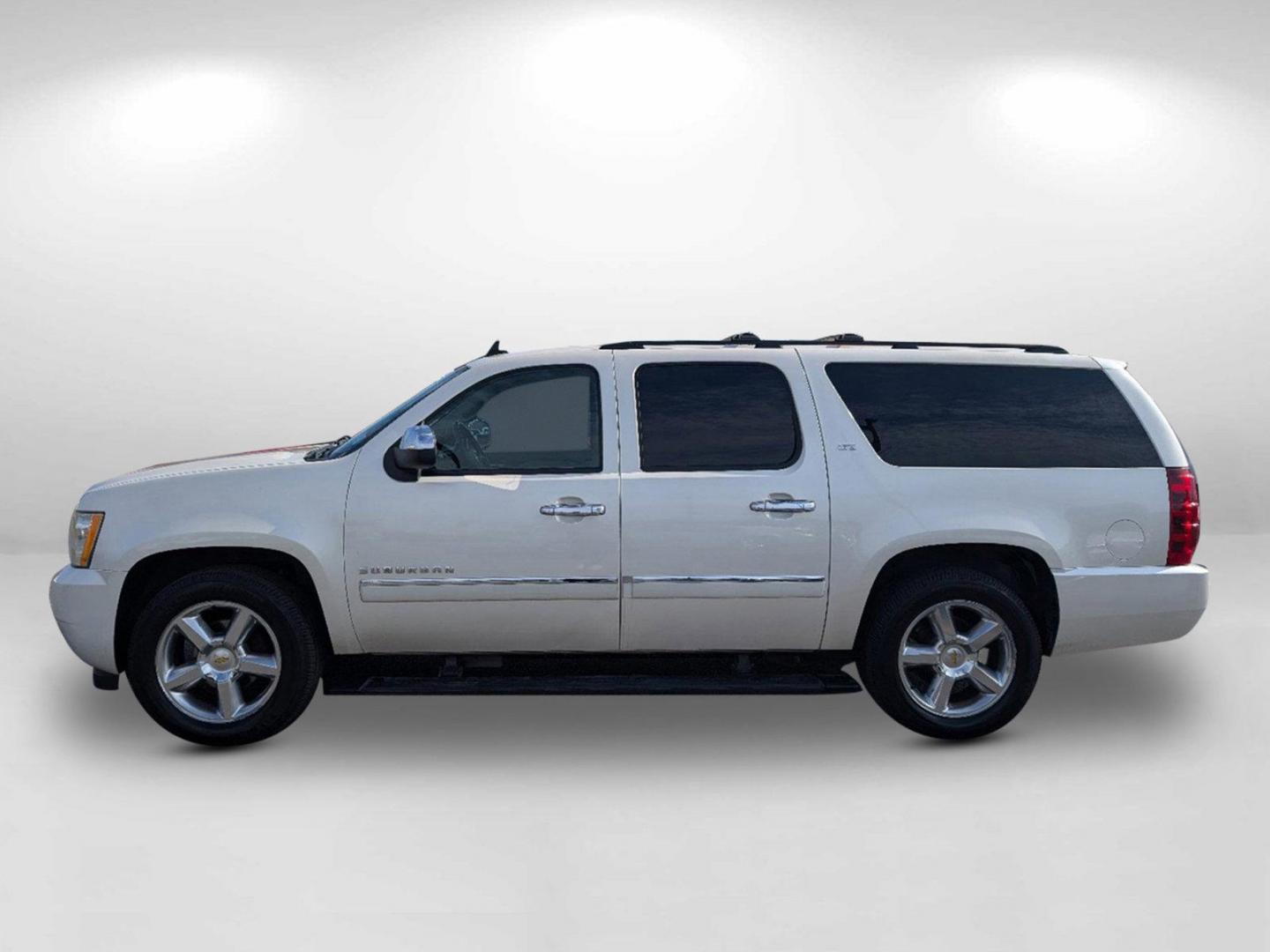 2012 /Light Cashmere/Dark Cashmere Chevrolet Suburban LTZ (1GNSCKE00CR) with an Gas/Ethanol V8 5.3L/323 engine, 6-Speed Automatic transmission, located at 3959 U.S. 80 W, Phenix City, AL, 36870, (334) 297-4885, 32.469296, -85.135185 - 2012 Chevrolet Suburban LTZ - Photo#7