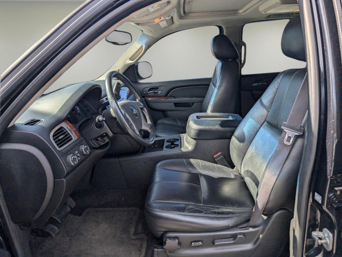 2012 /Ebony Chevrolet Tahoe LT (1GNSKBE02CR) with an Gas/Ethanol V8 5.3L/323 engine, 6-Speed Automatic w/OD transmission, located at 3959 U.S. 80 W, Phenix City, AL, 36870, (334) 297-4885, 32.469296, -85.135185 - 2012 Chevrolet Tahoe LT - Photo#10