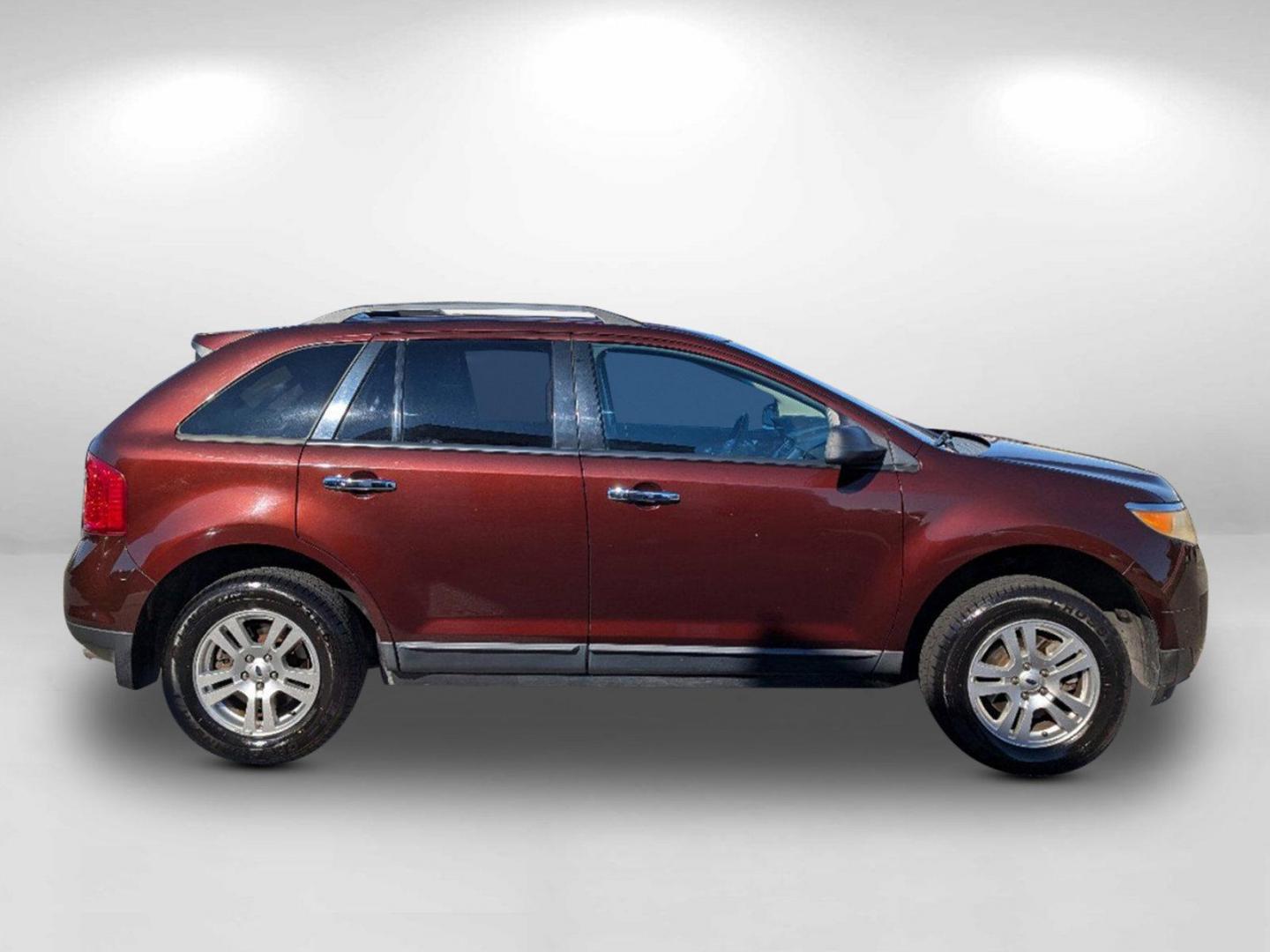 2012 Ford Edge SE (2FMDK3GC3CB) with an Gas V6 3.5L/213 engine, 6-Speed Automatic transmission, located at 3959 U.S. 80 W, Phenix City, AL, 36870, (334) 297-4885, 32.469296, -85.135185 - 2012 Ford Edge SE - Photo#3