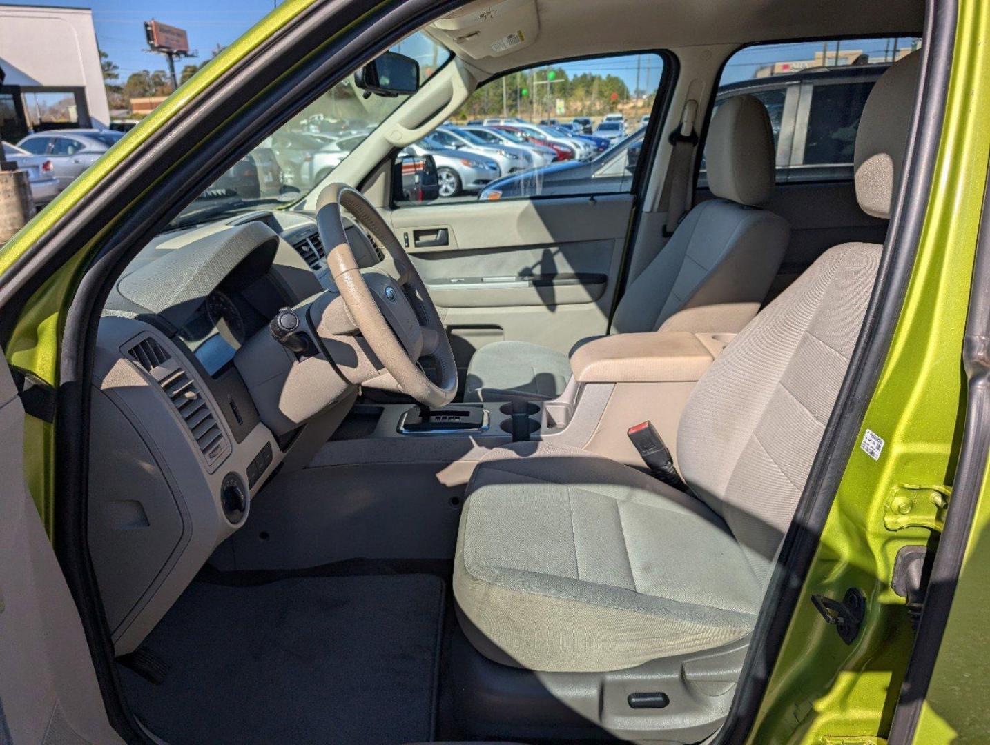 2012 Ford Escape XLT (1FMCU0DG8CK) with an Gas/Ethanol V6 3.0L/181 engine, 6-Speed Automatic transmission, located at 3959 U.S. 80 W, Phenix City, AL, 36870, (334) 297-4885, 32.469296, -85.135185 - 2012 Ford Escape XLT - Photo#9