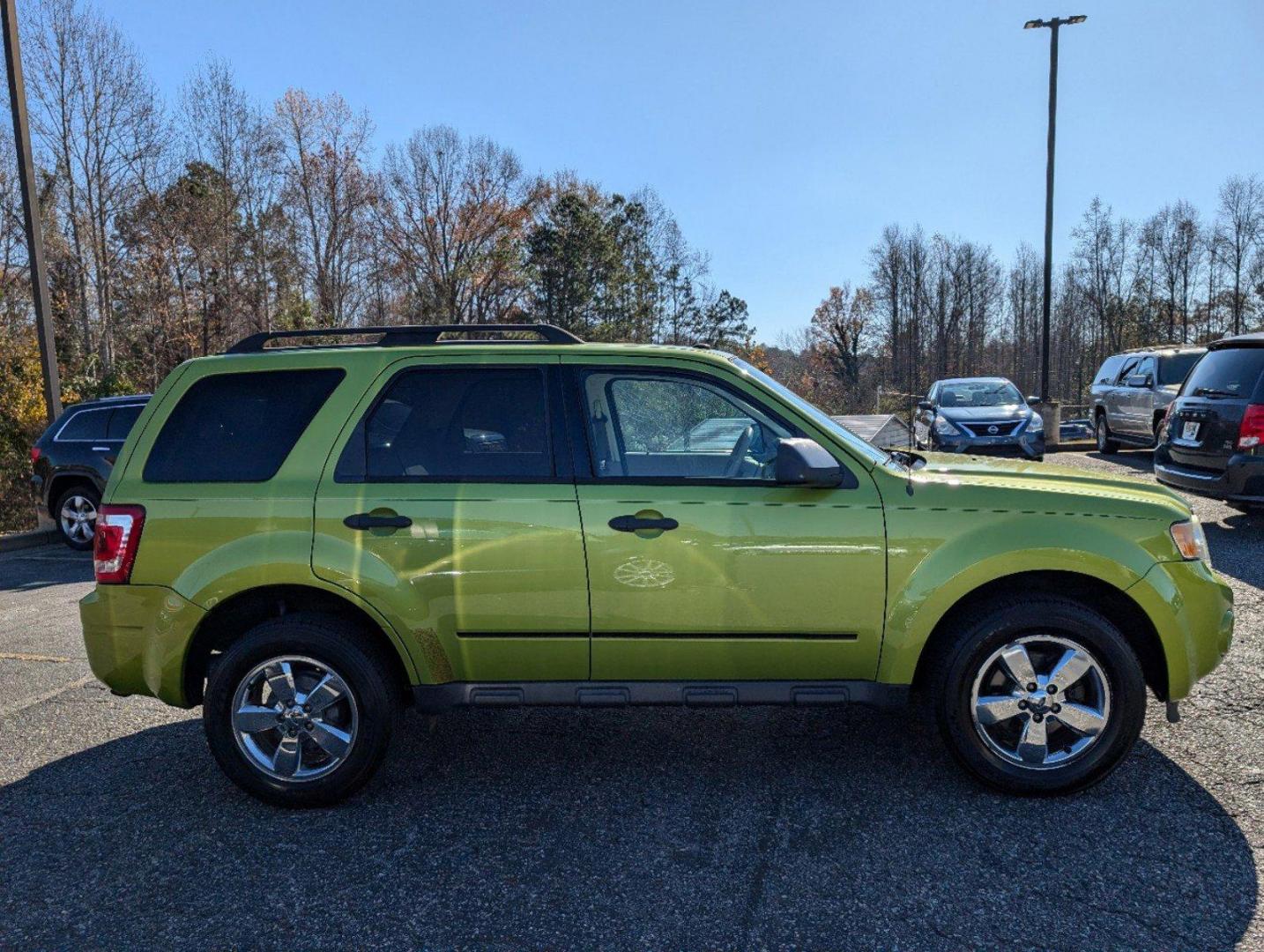 2012 Ford Escape XLT (1FMCU0DG8CK) with an Gas/Ethanol V6 3.0L/181 engine, 6-Speed Automatic transmission, located at 3959 U.S. 80 W, Phenix City, AL, 36870, (334) 297-4885, 32.469296, -85.135185 - 2012 Ford Escape XLT - Photo#3