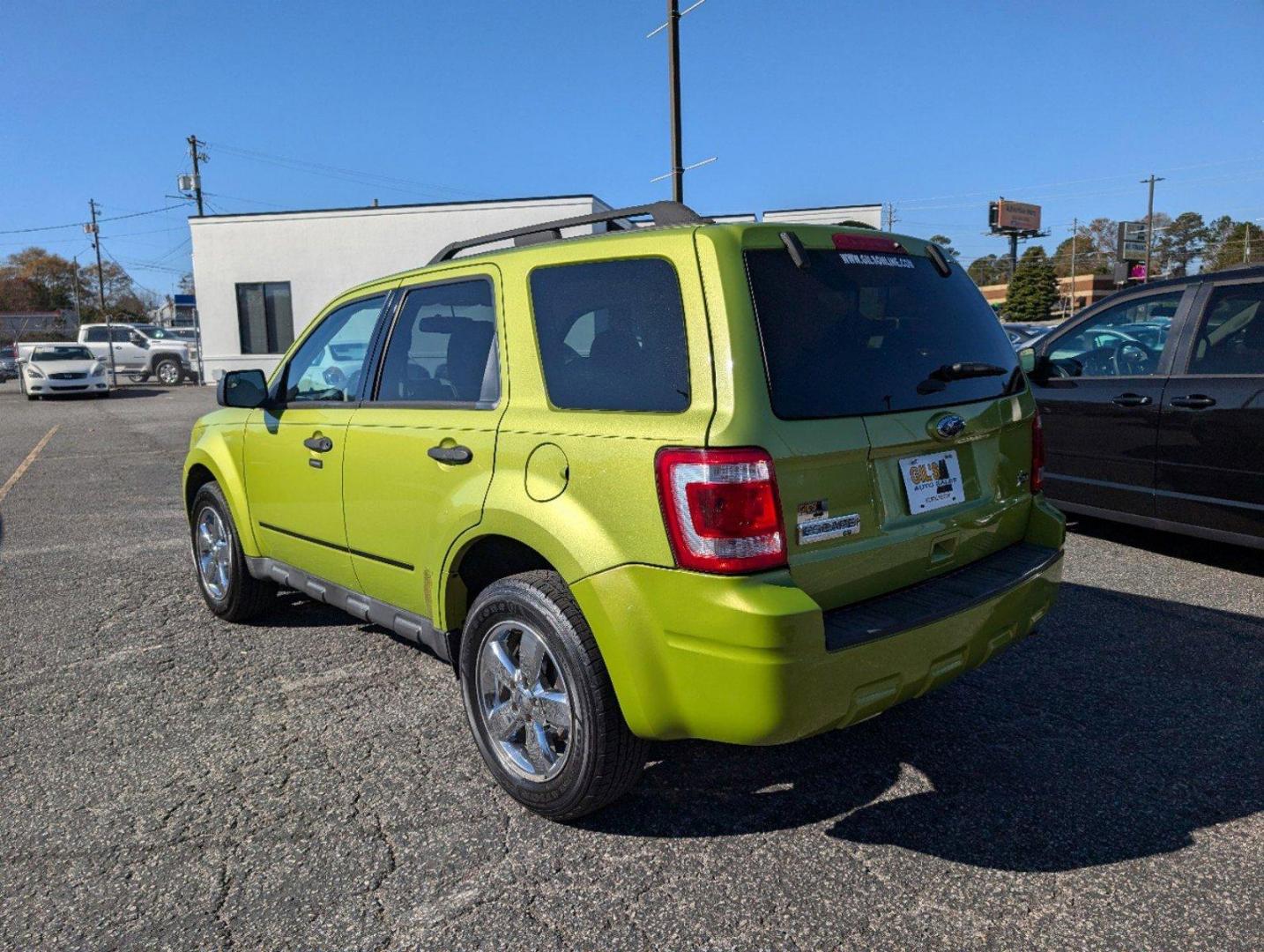 2012 Ford Escape XLT (1FMCU0DG8CK) with an Gas/Ethanol V6 3.0L/181 engine, 6-Speed Automatic transmission, located at 3959 U.S. 80 W, Phenix City, AL, 36870, (334) 297-4885, 32.469296, -85.135185 - 2012 Ford Escape XLT - Photo#6