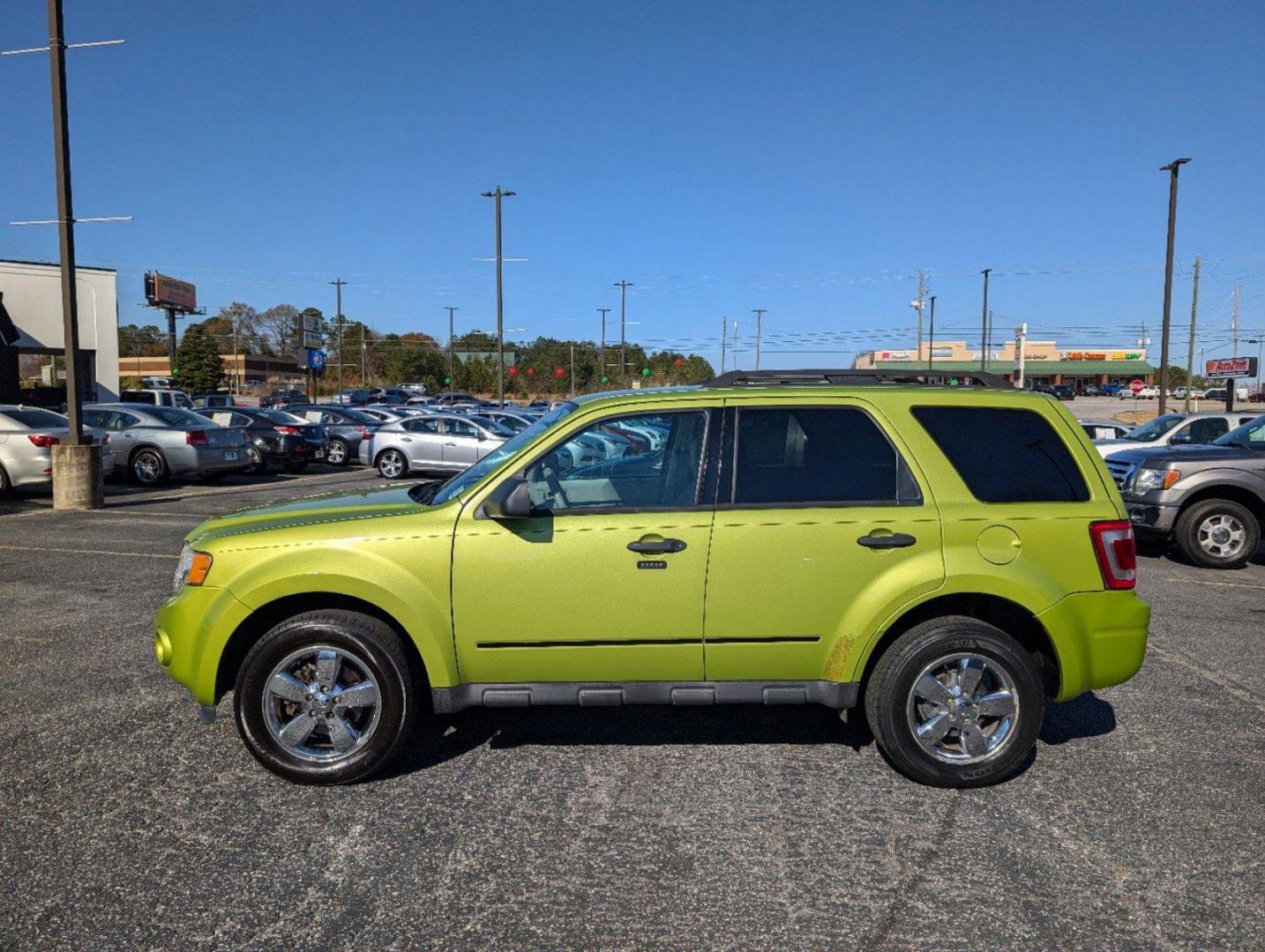 2012 Ford Escape XLT (1FMCU0DG8CK) with an Gas/Ethanol V6 3.0L/181 engine, 6-Speed Automatic transmission, located at 3959 U.S. 80 W, Phenix City, AL, 36870, (334) 297-4885, 32.469296, -85.135185 - 2012 Ford Escape XLT - Photo#7