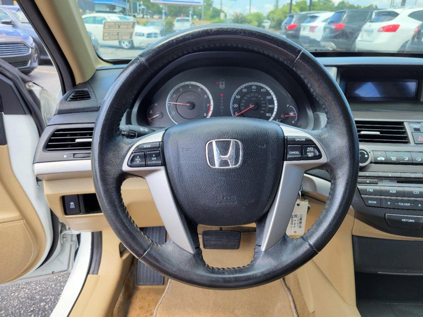 2012 White Honda Accord Sdn SE (1HGCP2F66CA) with an Gas I4 2.4L/144 engine, 5-Speed Automatic transmission, located at 7000 Northlake Connector, Columbus, GA, 31904, (706) 987-8085, 32.524975, -84.978134 - 2012 Honda Accord Sdn SE - Photo#16