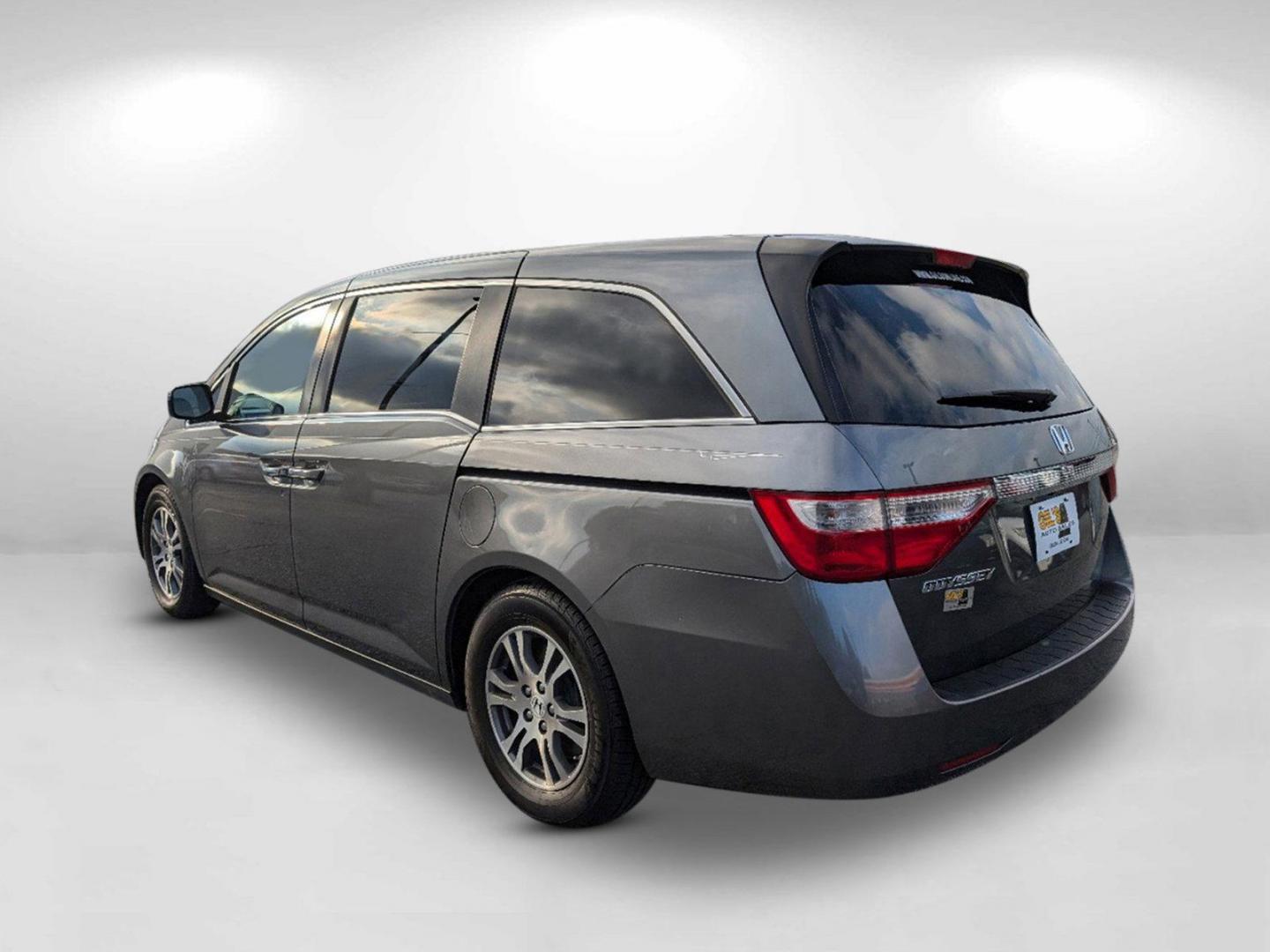 2012 Honda Odyssey EX-L (5FNRL5H60CB) with an Gas V6 3.5L/212 engine, 5-Speed Automatic transmission, located at 3959 U.S. 80 W, Phenix City, AL, 36870, (334) 297-4885, 32.469296, -85.135185 - 2012 Honda Odyssey EX-L - Photo#5