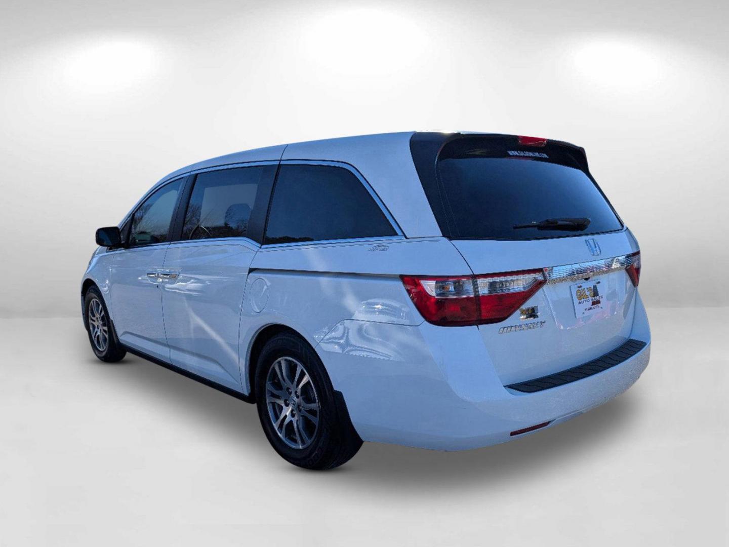 2012 Honda Odyssey EX-L (5FNRL5H62CB) with an Gas V6 3.5L/212 engine, 5-Speed Automatic transmission, located at 804 22nd Ave, Phenix City, AL, 36870, (334) 297-1860, 32.484749, -85.024475 - 2012 Honda Odyssey EX-L - Photo#6