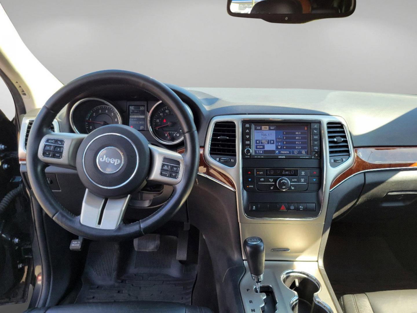 2012 Brilliant Black Crystal Pearl /Black Jeep Grand Cherokee Limited (1C4RJFBGXCC) with an Gas/Ethanol V6 3.6L/220 engine, 5-Speed Automatic transmission, located at 521 Old Farm Lane Rd, Prattville, AL, 36066, (334) 325-1505, 32.482460, -86.416367 - 2012 Jeep Grand Cherokee Limited - Photo#11