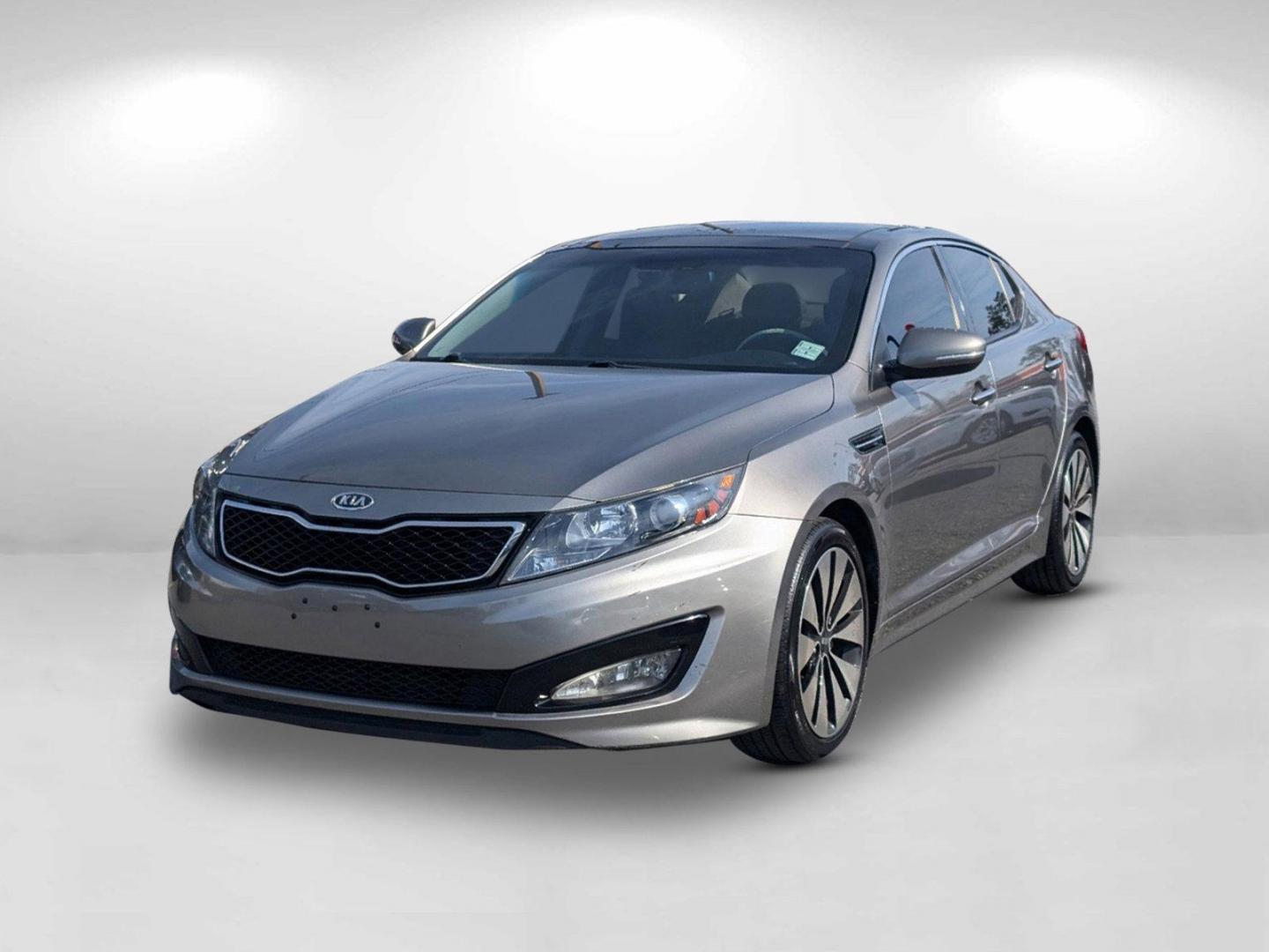 2012 /White Kia Optima SX (5XXGR4A67CG) with an Turbocharged Gas I4 2.0L/122 engine, 6-Speed Automatic w/manual shift transmission, located at 3959 U.S. 80 W, Phenix City, AL, 36870, (334) 297-4885, 32.469296, -85.135185 - 2012 Kia Optima SX - Photo#2