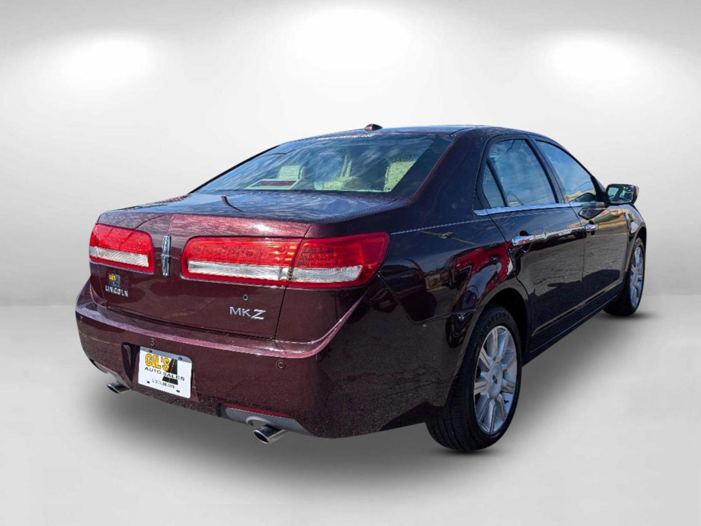 2012 /Light Camel Lincoln MKZ (3LNHL2GC0CR) with an Gas V6 3.5L/213 engine, 6-Speed Automatic w/manual shift transmission, located at 1430 Gateway Drive, Opelika, AL, 36801, (334) 239-0944, 32.637871, -85.409790 - 2012 Lincoln MKZ - Photo#4