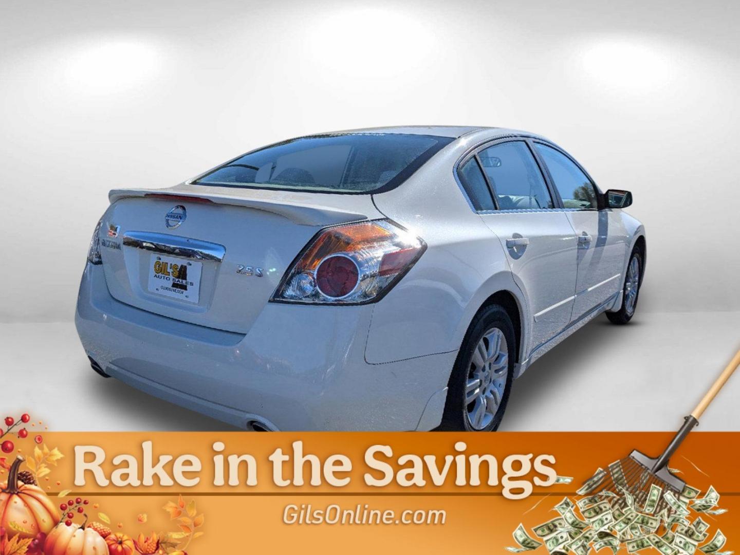 2012 /Blonde Nissan Altima 2.5 S (1N4AL2AP1CN) with an Gas I4 2.5L/ engine, 1-Speed Continuously Variable Ratio transmission, located at 804 22nd Ave, Phenix City, AL, 36870, (334) 297-1860, 32.484749, -85.024475 - 2012 Nissan Altima 2.5 S - Photo#9