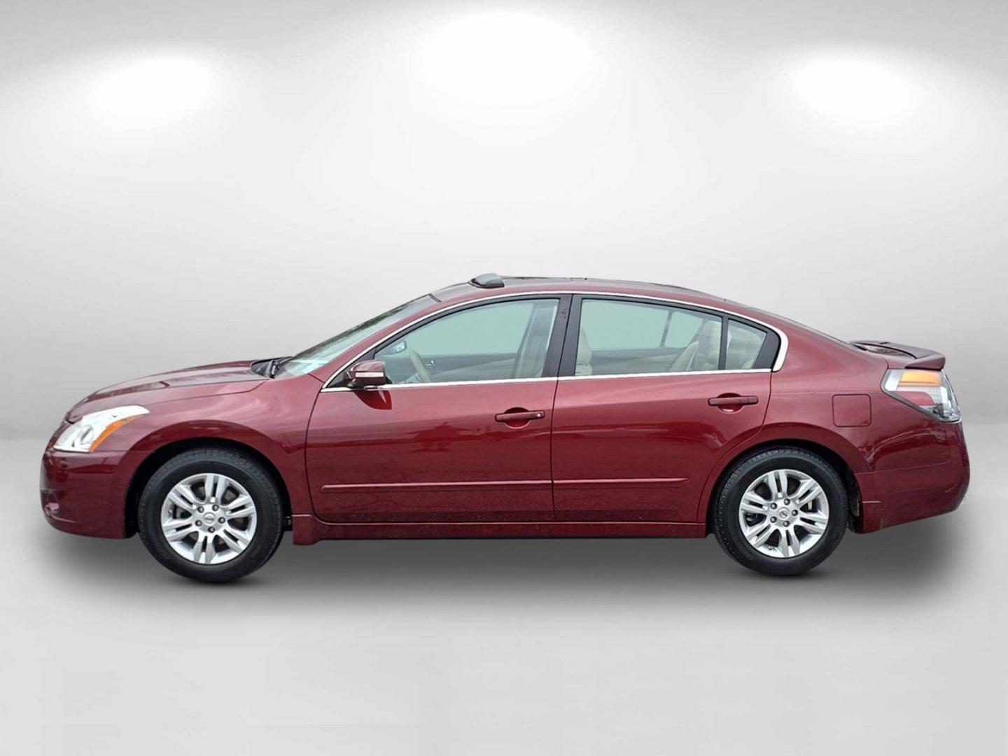 2012 /Blonde Nissan Altima 2.5 SL (1N4AL2AP9CC) with an Gas I4 2.5L/ engine, 1-Speed Continuously Variable Ratio transmission, located at 804 22nd Ave, Phenix City, AL, 36870, (334) 297-1860, 32.484749, -85.024475 - 2012 Nissan Altima 2.5 SL - Photo#7