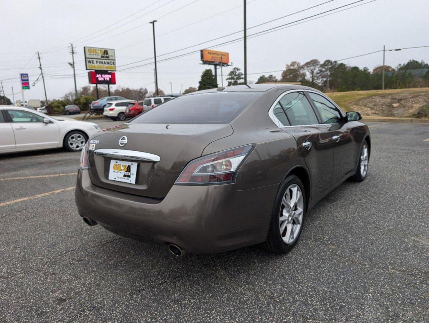 2012 /Charcoal Nissan Maxima 3.5 SV (1N4AA5AP2CC) with an Gas V6 3.5L/ engine, 1-Speed Continuously Variable transmission, located at 3959 U.S. 80 W, Phenix City, AL, 36870, (334) 297-4885, 32.469296, -85.135185 - 2012 Nissan Maxima 3.5 SV - Photo#5