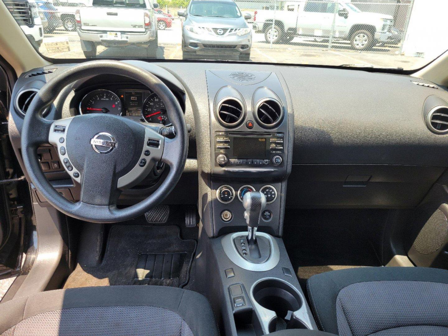 2012 Super Black /Black Nissan Rogue SV (JN8AS5MTXCW) with an Gas I4 2.5L/152 engine, 1-Speed Continuously variable ratio transmission, located at 7000 Northlake Connector, Columbus, GA, 31904, (706) 987-8085, 32.524975, -84.978134 - 2012 Nissan Rogue SV - Photo#12