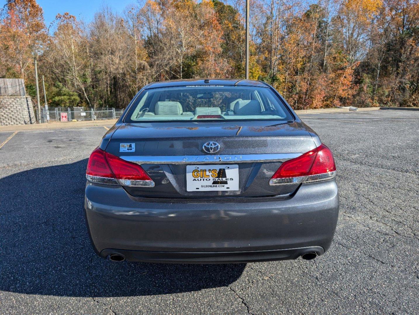 2012 Toyota Avalon (4T1BK3DB4CU) with an Gas V6 3.5L/211 engine, 6-Speed Automatic transmission, located at 3959 U.S. 80 W, Phenix City, AL, 36870, (334) 297-4885, 32.469296, -85.135185 - 2012 Toyota Avalon - Photo#5