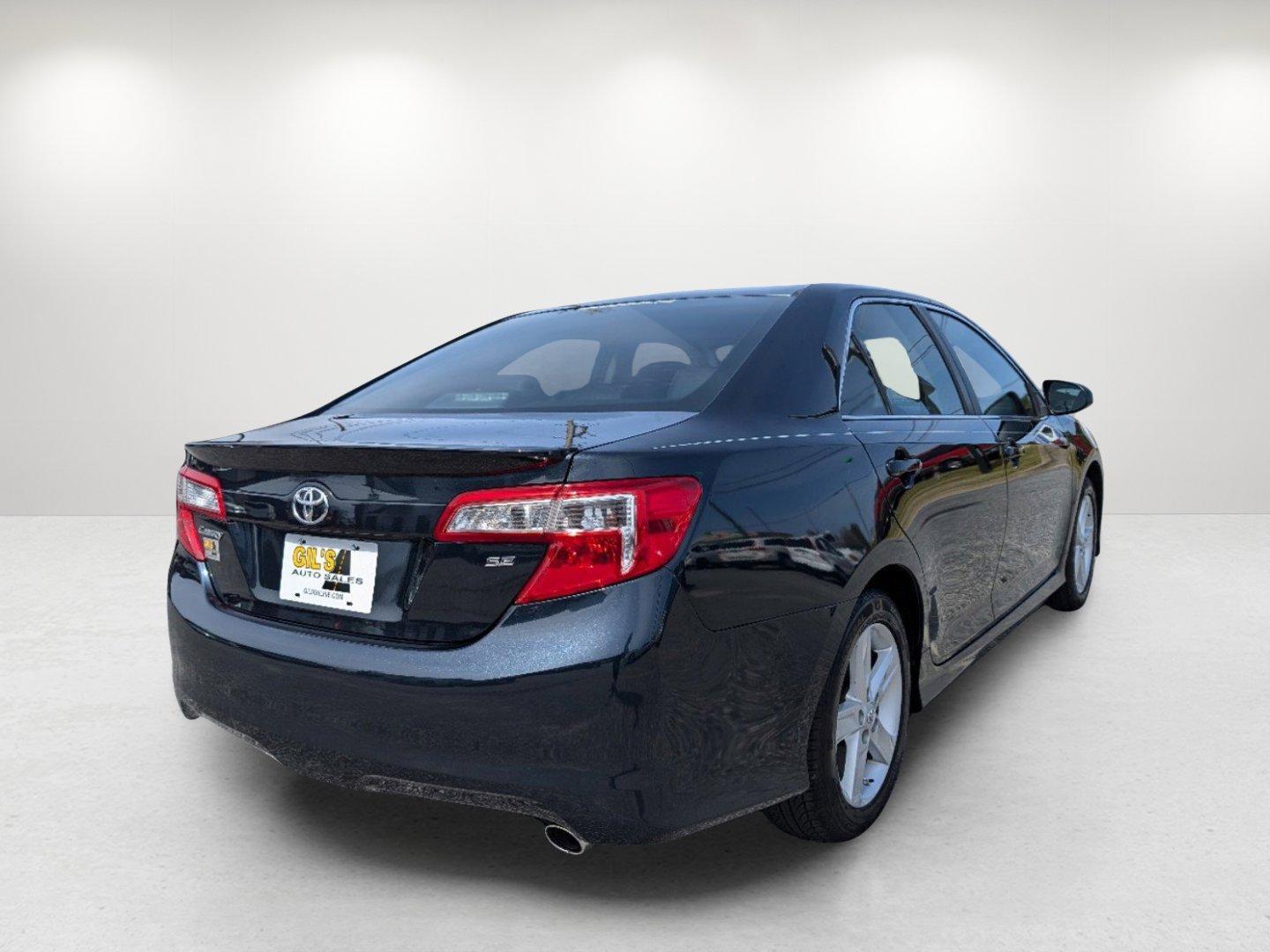 2012 Toyota Camry SE (4T1BF1FK6CU) with an Gas I4 2.5L/152 engine, 6-Speed Automatic w/Manual Shift transmission, located at 3959 U.S. 80 W, Phenix City, AL, 36870, (334) 297-4885, 32.469296, -85.135185 - 2012 Toyota Camry SE - Photo#4