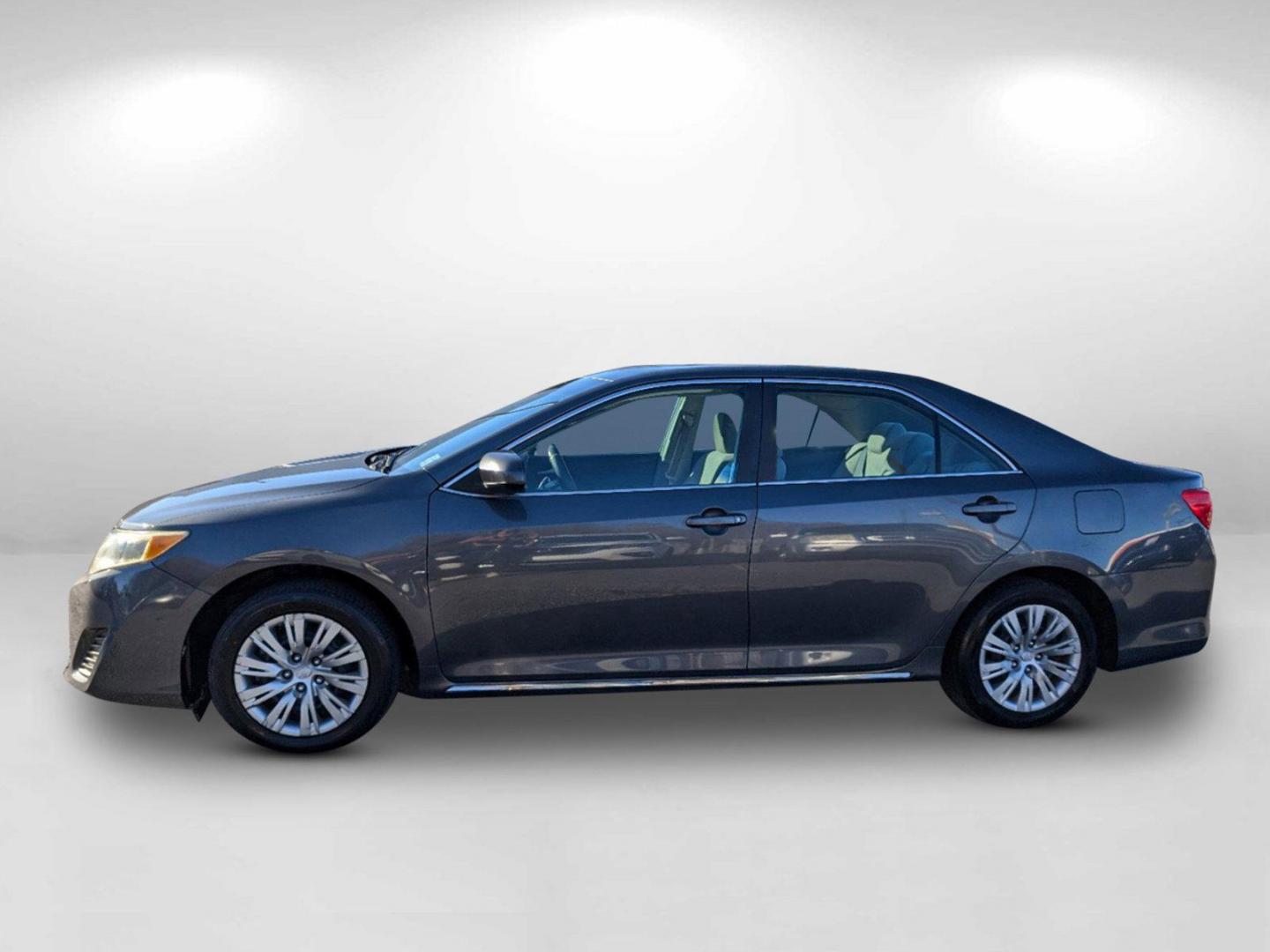 2012 Toyota Camry LE (4T1BF1FK9CU) with an Gas I4 2.5L/152 engine, 6-Speed Automatic w/Manual Shift transmission, located at 521 Old Farm Lane Rd, Prattville, AL, 36066, (334) 325-1505, 32.482460, -86.416367 - 2012 Toyota Camry LE - Photo#7