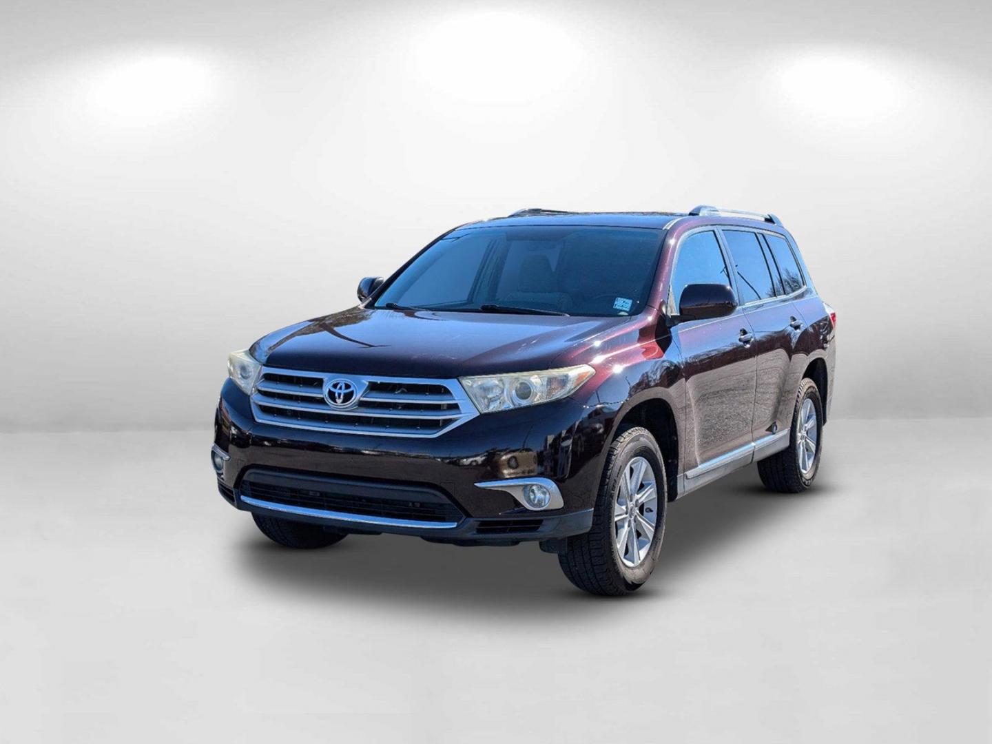 2012 Toyota Highlander SE (5TDZA3EH3CS) with an Gas I4 2.7L/163 engine, 6-Speed Automatic transmission, located at 3959 U.S. 80 W, Phenix City, AL, 36870, (334) 297-4885, 32.469296, -85.135185 - 2012 Toyota Highlander SE - Photo#3