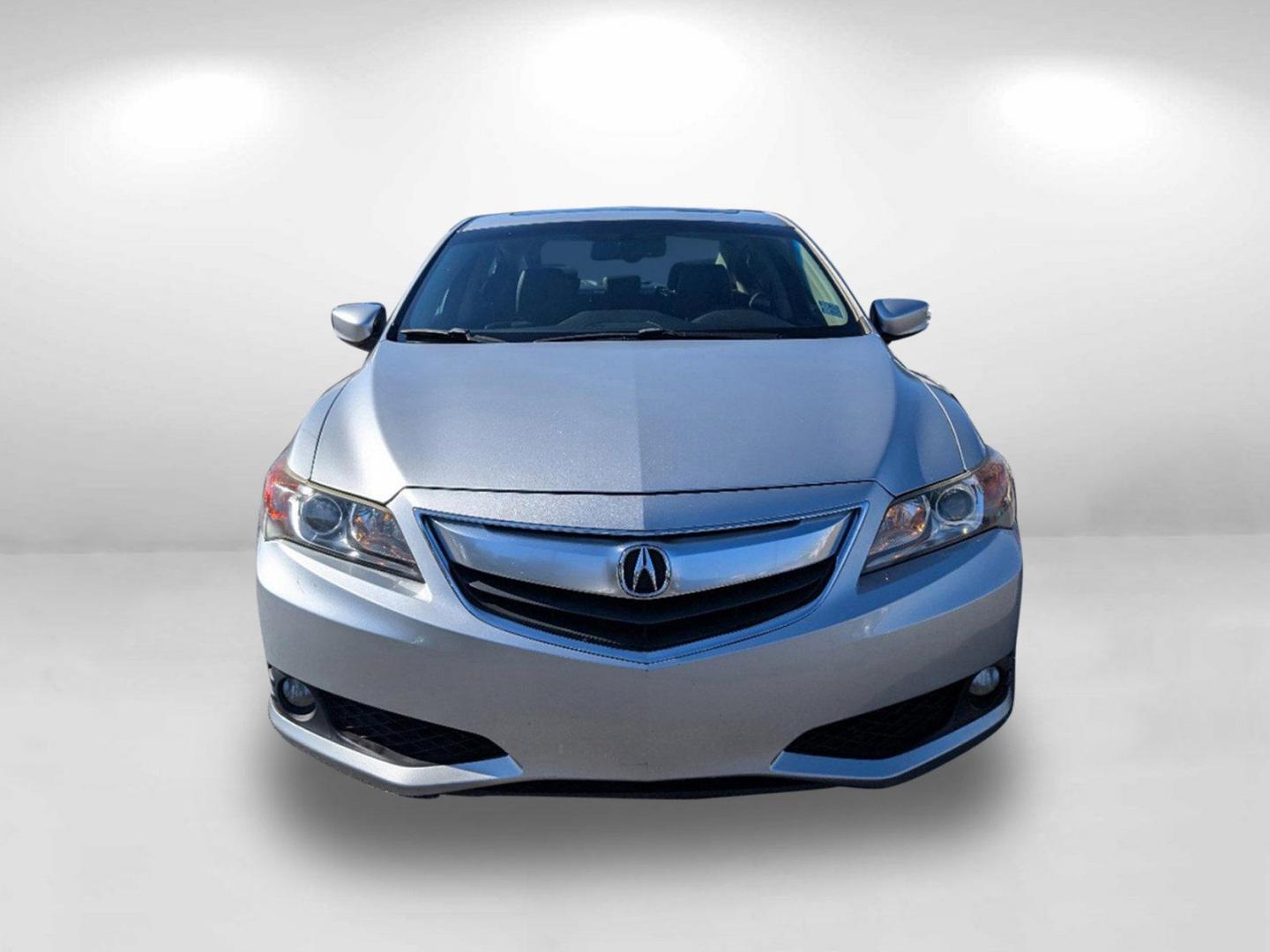 2013 Acura ILX Tech Pkg (19VDE1F74DE) with an Gas I4 2.0L/122 engine, 5-Speed Automatic w/Manual Shift transmission, located at 804 22nd Ave, Phenix City, AL, 36870, (334) 297-1860, 32.484749, -85.024475 - 2013 Acura ILX Tech Pkg - Photo#1