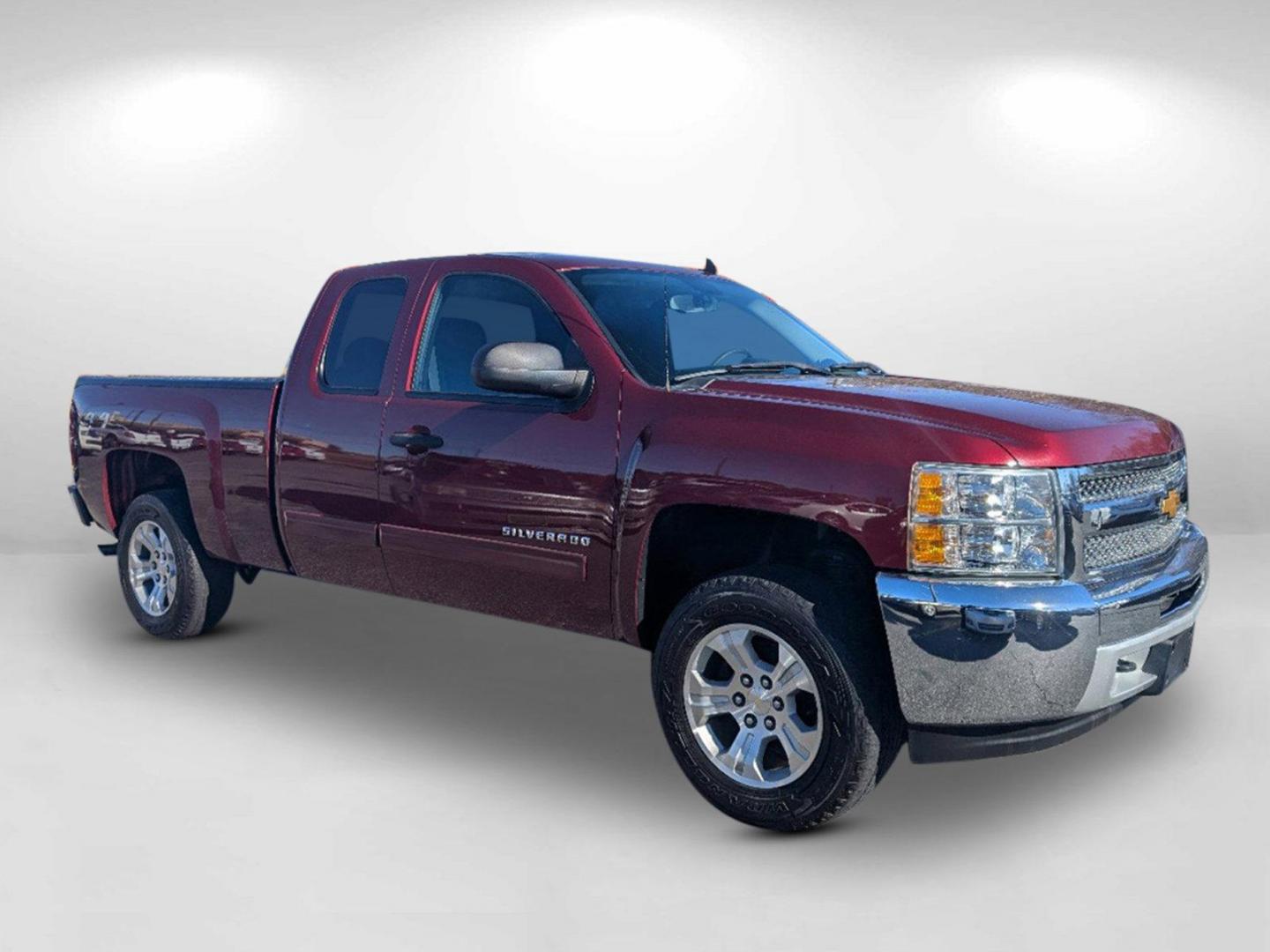 2013 /Ebony Chevrolet Silverado 1500 LT (1GCRKSEA3DZ) with an Gas/Ethanol V8 4.8L/293 engine, 4-Speed Automatic transmission, located at 3959 U.S. 80 W, Phenix City, AL, 36870, (334) 297-4885, 32.469296, -85.135185 - 2013 Chevrolet Silverado 1500 LT - Photo#5