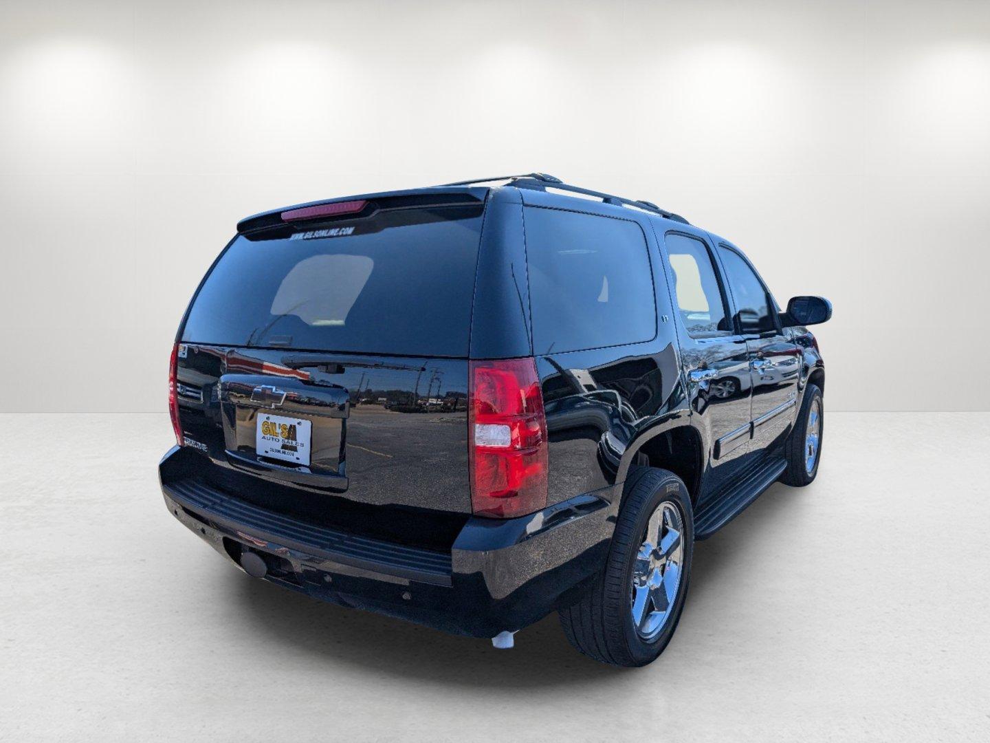 2013 /Ebony Chevrolet Tahoe LT (1GNSCBE0XDR) with an Gas/Ethanol V8 5.3L/323 engine, 6-Speed Automatic transmission, located at 3959 U.S. 80 W, Phenix City, AL, 36870, (334) 297-4885, 32.469296, -85.135185 - 2013 Chevrolet Tahoe LT - Photo#4