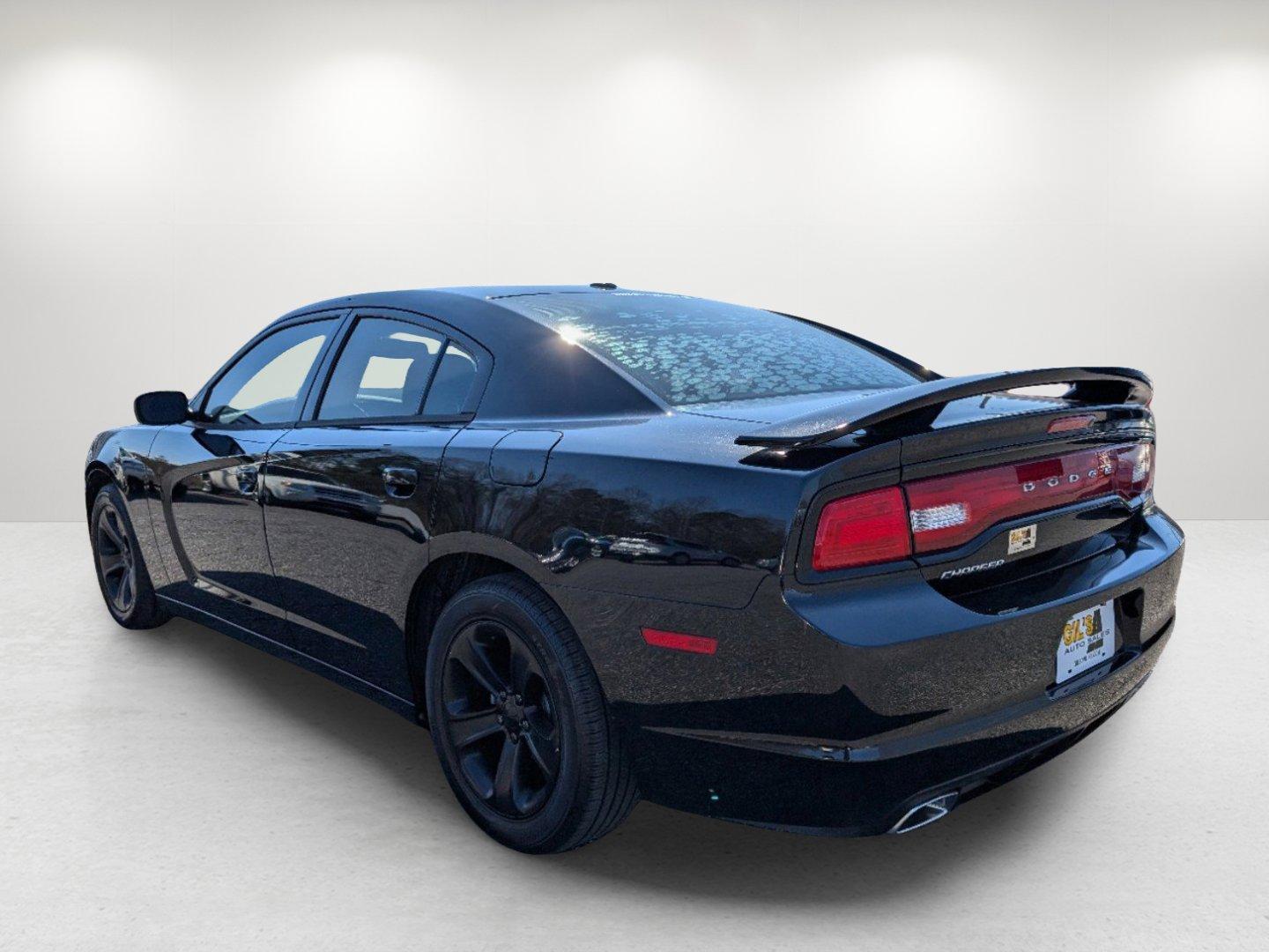 2013 /Black Interior Dodge Charger SE (2C3CDXBG9DH) with an Gas/Ethanol V6 3.6L/220 engine, 8-Speed Automatic transmission, located at 7000 Northlake Connector, Columbus, GA, 31904, (706) 987-8085, 32.524975, -84.978134 - 2013 Dodge Charger SE - Photo#6