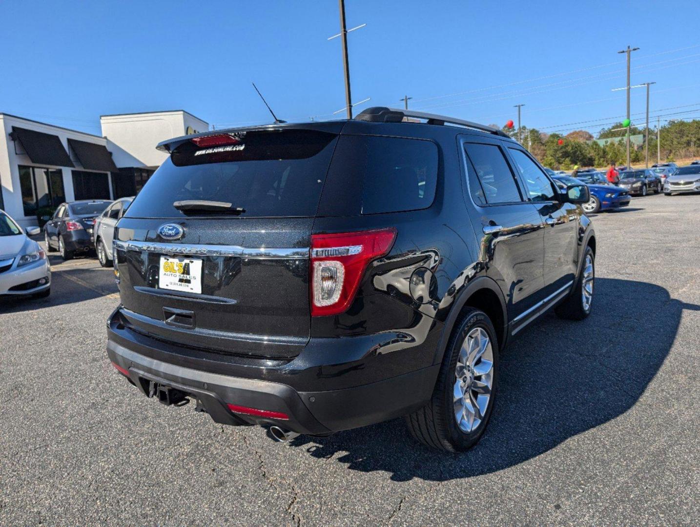 2013 Ford Explorer XLT (1FM5K8D8XDG) with an Gas V6 3.5L/213 engine, 6-Speed Automatic w/manual shift transmission, located at 3959 U.S. 80 W, Phenix City, AL, 36870, (334) 297-4885, 32.469296, -85.135185 - 2013 Ford Explorer XLT - Photo#4