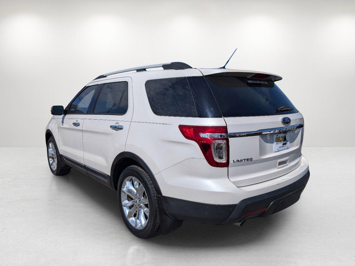 2013 White Ford Explorer Limited (1FM5K8F8XDG) with an Gas V6 3.5L/213 engine, 6-Speed Automatic w/manual shift transmission, located at 521 Old Farm Lane Rd, Prattville, AL, 36066, (334) 325-1505, 32.482460, -86.416367 - 2013 Ford Explorer Limited - Photo#6