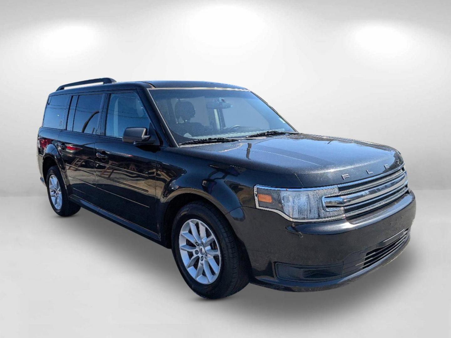 2013 Ford Flex SE (2FMGK5B80DB) with an Gas V6 3.5L/213 engine, 6-Speed Automatic transmission, located at 804 22nd Ave, Phenix City, AL, 36870, (334) 297-1860, 32.484749, -85.024475 - 2013 Ford Flex SE - Photo#2