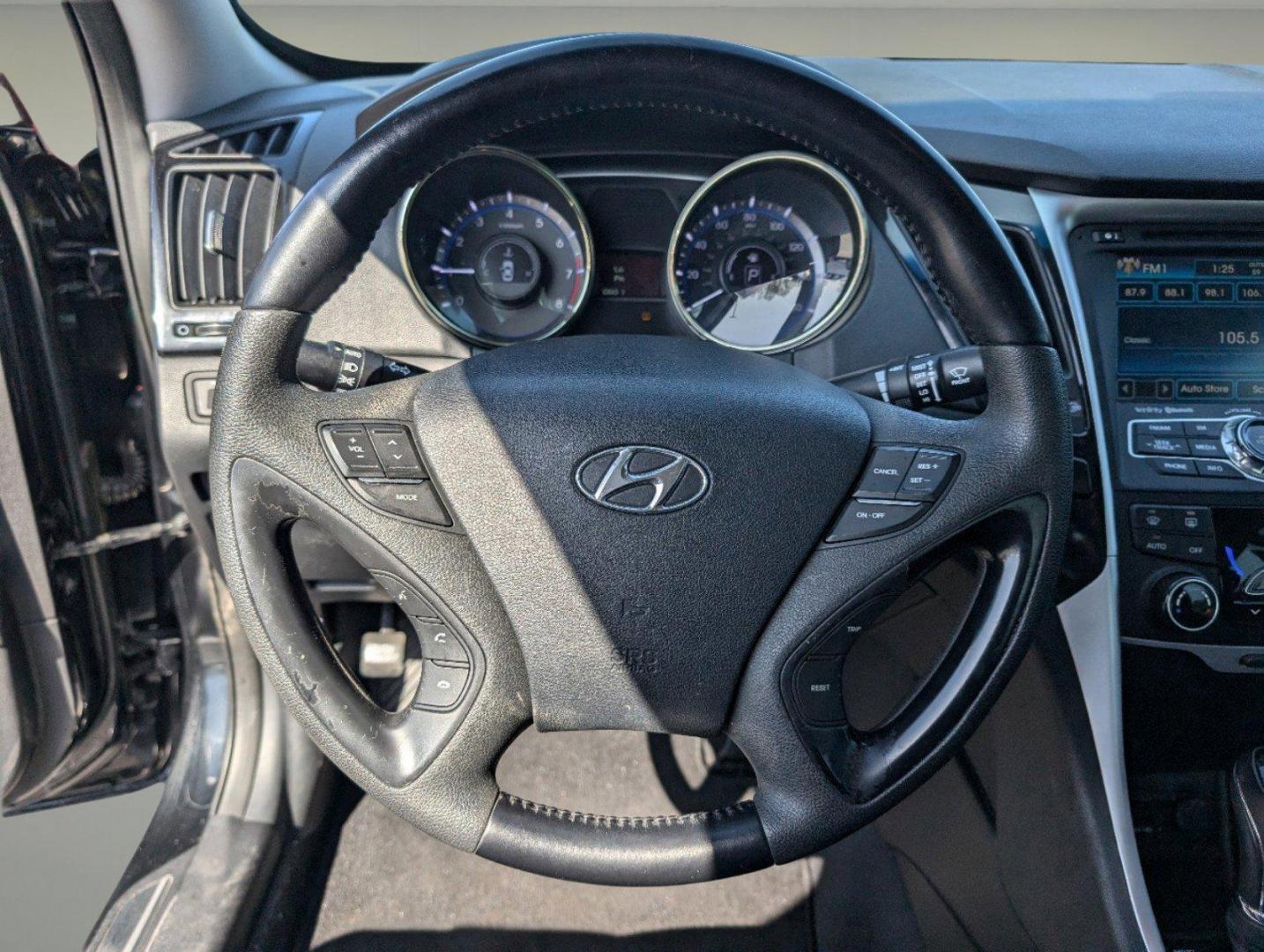 2013 /Black Hyundai Sonata Limited PZEV (5NPEC4AC1DH) with an Gas I4 2.4L/144 engine, 6-Speed Automatic w/Manual Shift transmission, located at 7000 Northlake Connector, Columbus, GA, 31904, (706) 987-8085, 32.524975, -84.978134 - 2013 Hyundai Sonata Limited PZEV - Photo#15