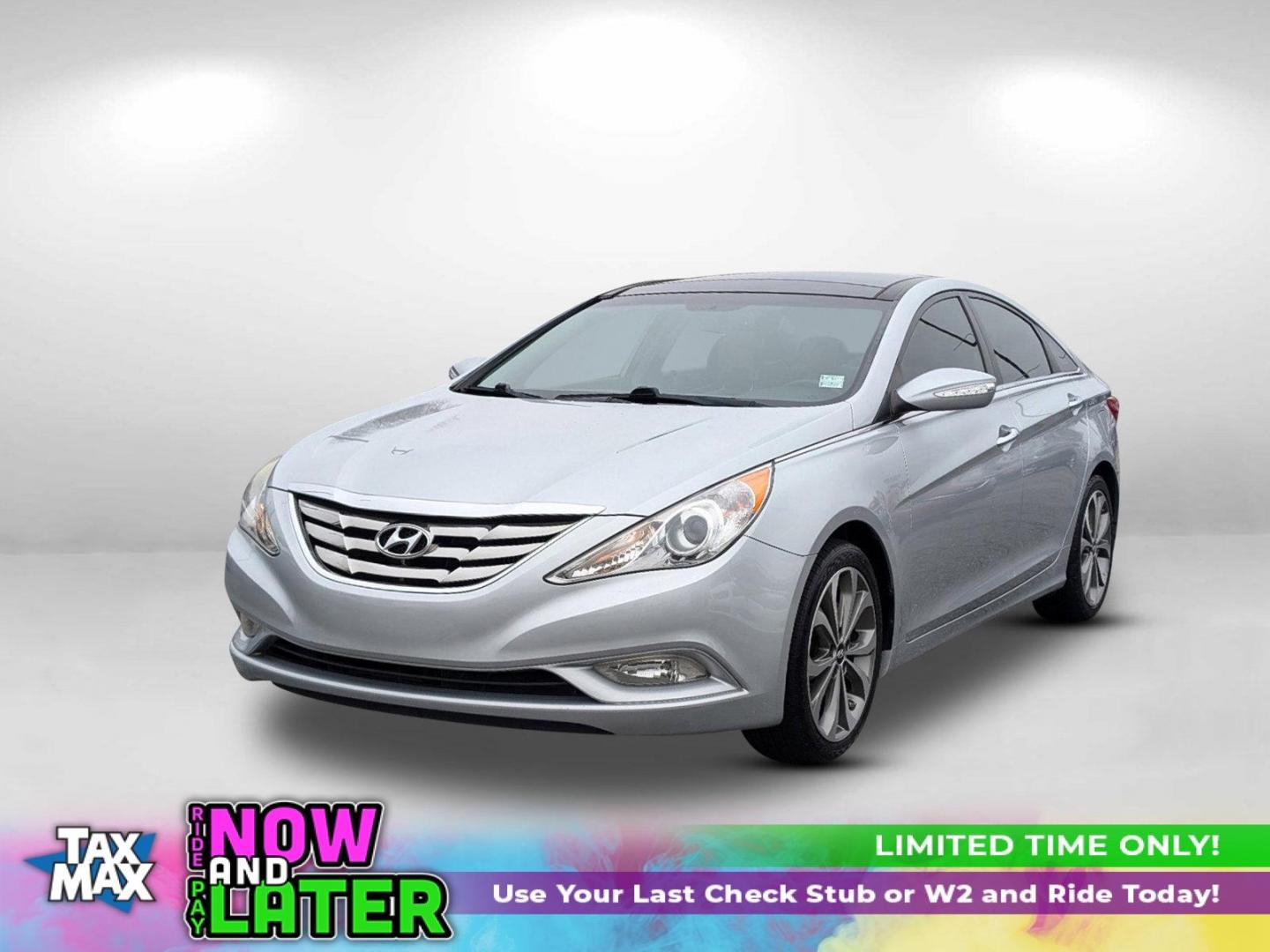 2013 /Gray Hyundai Sonata Limited (5NPEC4AB3DH) with an Turbocharged Gas I4 2.0L/122 engine, 6-Speed Automatic w/Manual Shift transmission, located at 1430 Gateway Drive, Opelika, AL, 36801, (334) 239-0944, 32.637871, -85.409790 - 2013 Hyundai Sonata Limited - Photo#0