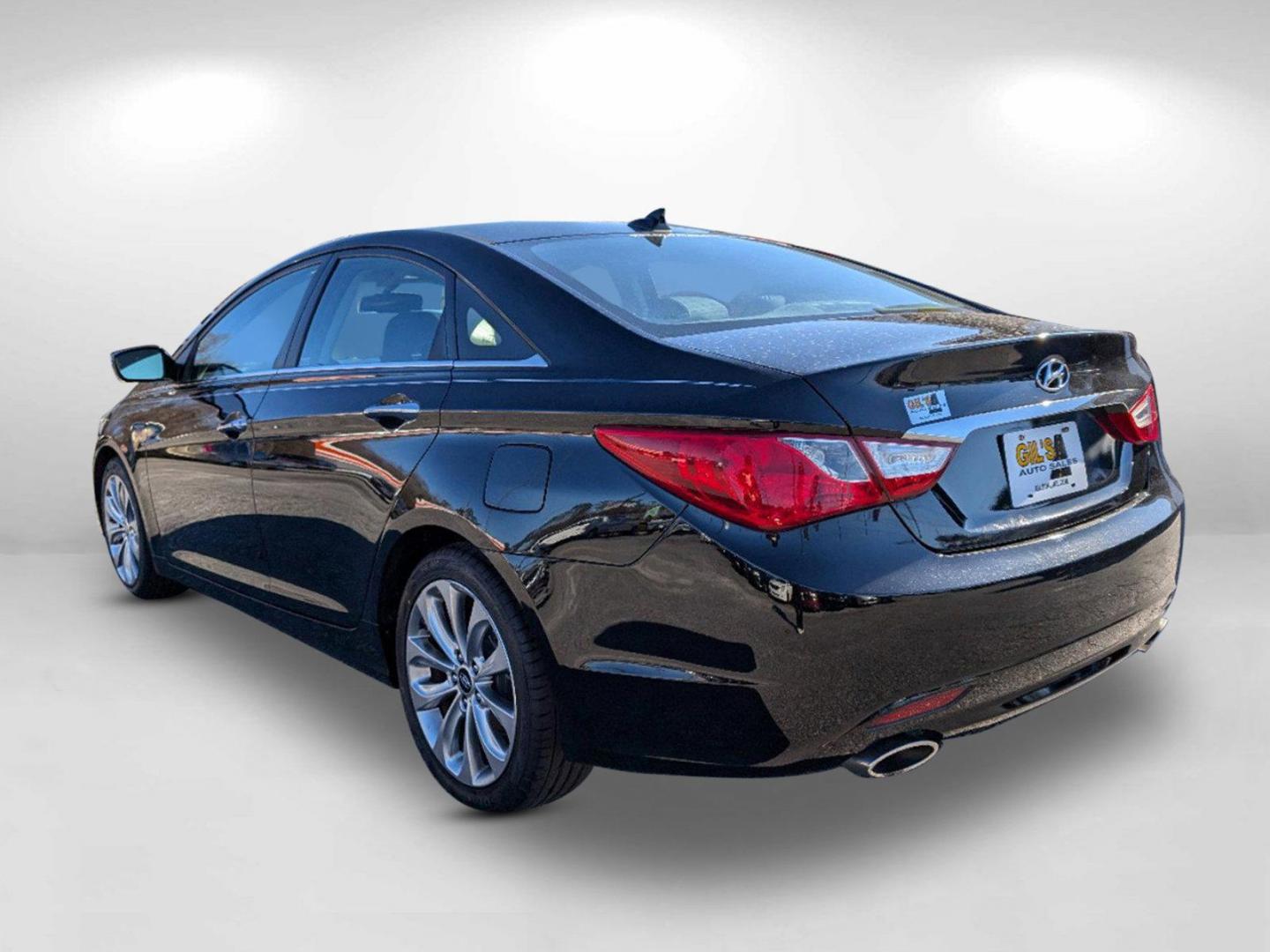 2013 /Black Hyundai Sonata SE (5NPEC4AC4DH) with an Gas I4 2.4L/144 engine, 6-Speed Automatic w/Manual Shift transmission, located at 3959 U.S. 80 W, Phenix City, AL, 36870, (334) 297-4885, 32.469296, -85.135185 - 2013 Hyundai Sonata SE - Photo#10