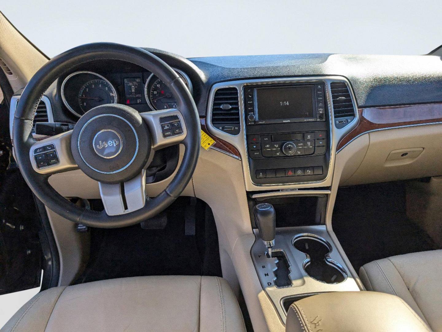 2013 /Black/Light Frost Beige Jeep Grand Cherokee Limited (1C4RJEBG8DC) with an Gas/Ethanol V6 3.6L/220 engine, 5-Speed Automatic transmission, located at 3959 U.S. 80 W, Phenix City, AL, 36870, (334) 297-4885, 32.469296, -85.135185 - 2013 Jeep Grand Cherokee Limited - Photo#11