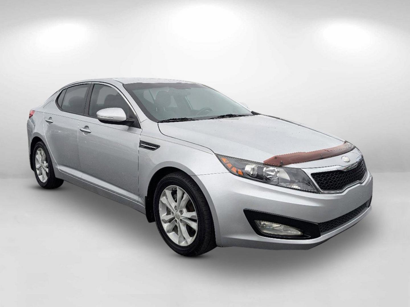 2013 /Gray Kia Optima EX (5XXGN4A71DG) with an Gas I4 2.4L/144 engine, 6-Speed Automatic w/manual shift transmission, located at 3959 U.S. 80 W, Phenix City, AL, 36870, (334) 297-4885, 32.469296, -85.135185 - 2013 Kia Optima EX - Photo#5